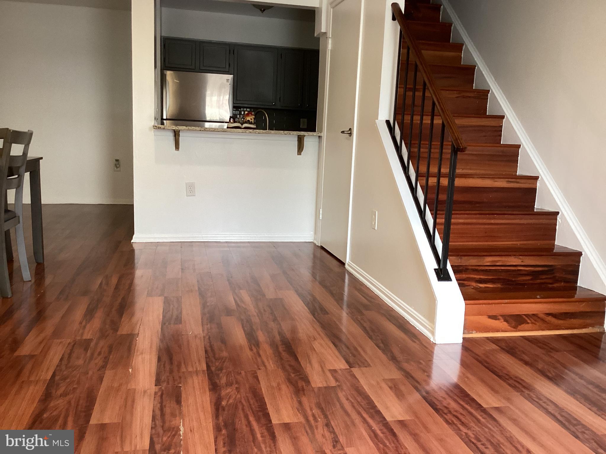 STONINGTON - Residential