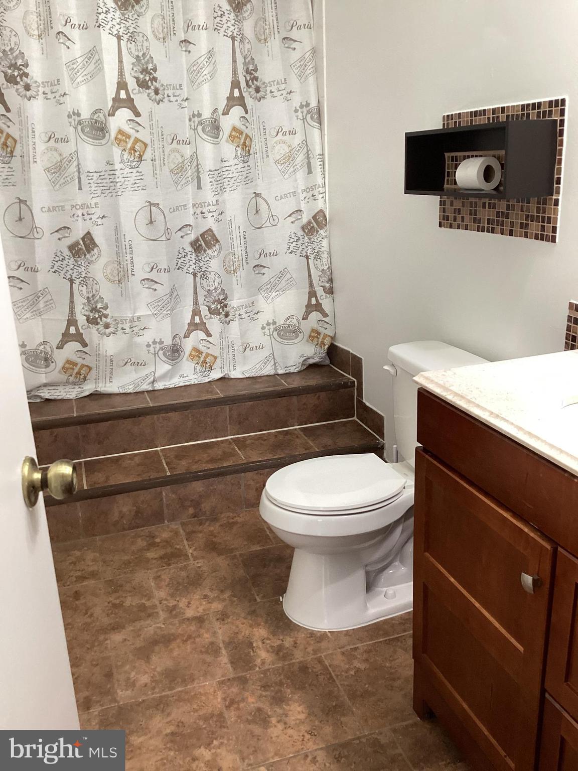 STONINGTON - Residential