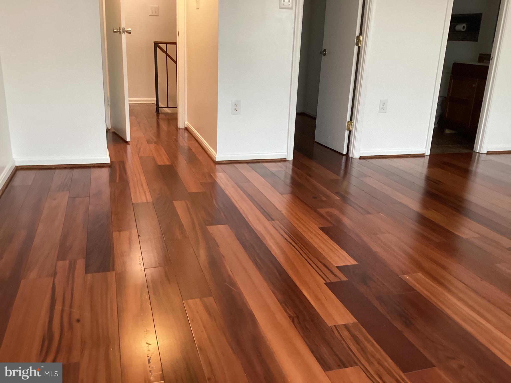 STONINGTON - Residential