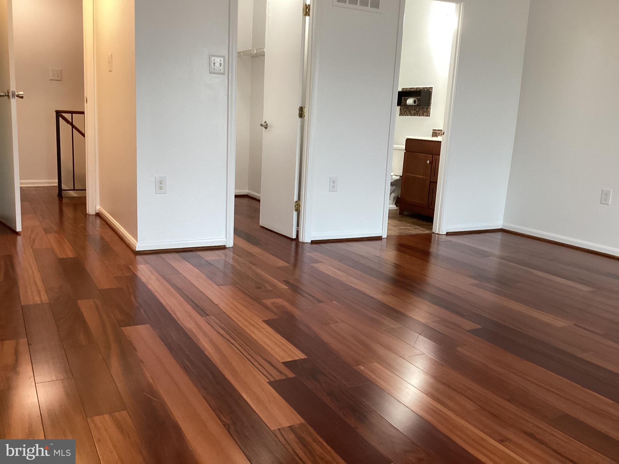 STONINGTON - Residential