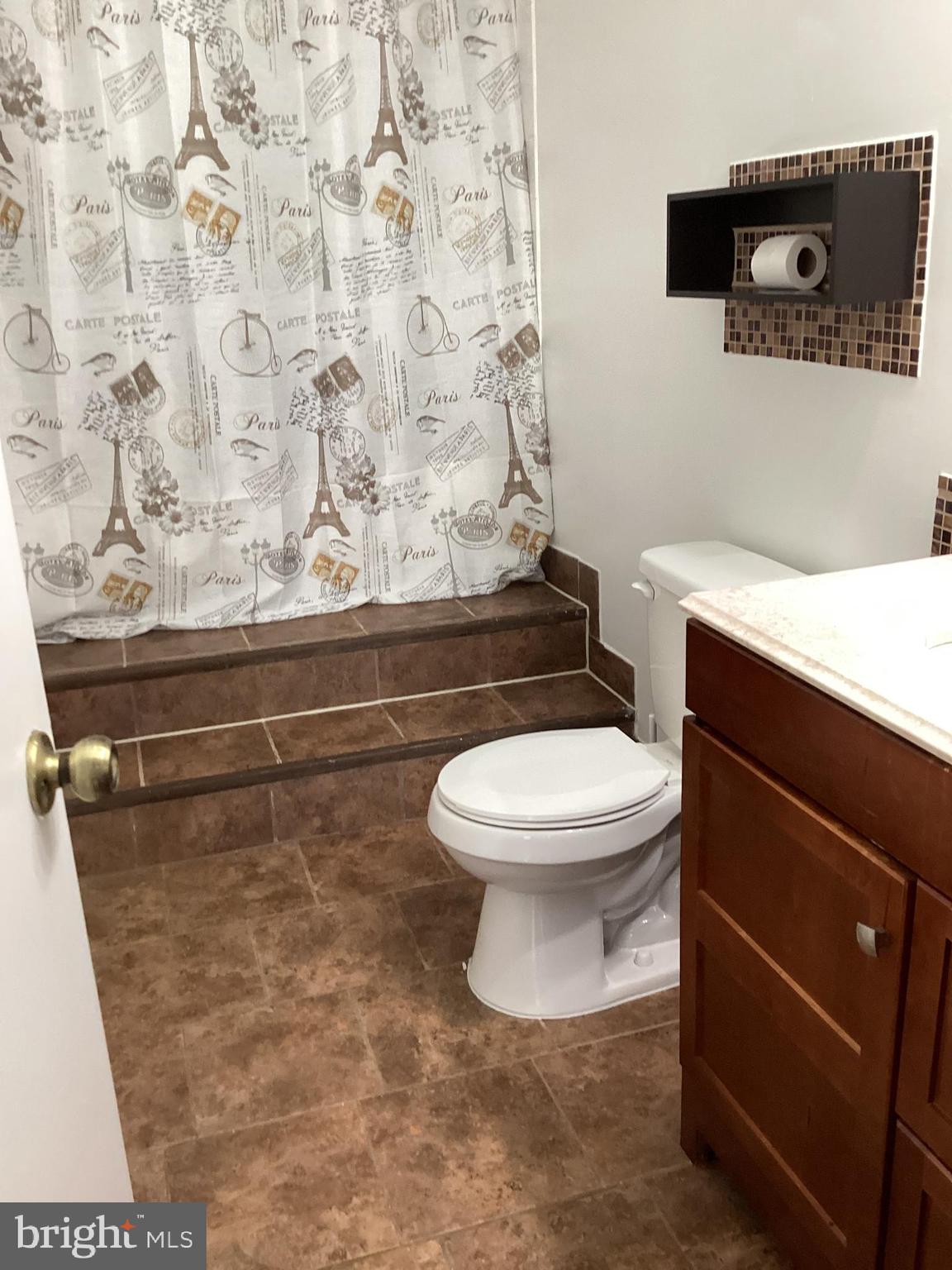 STONINGTON - Residential