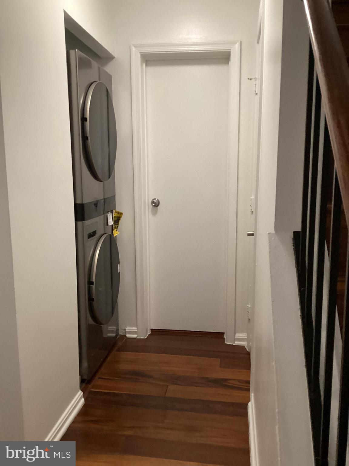 STONINGTON - Residential