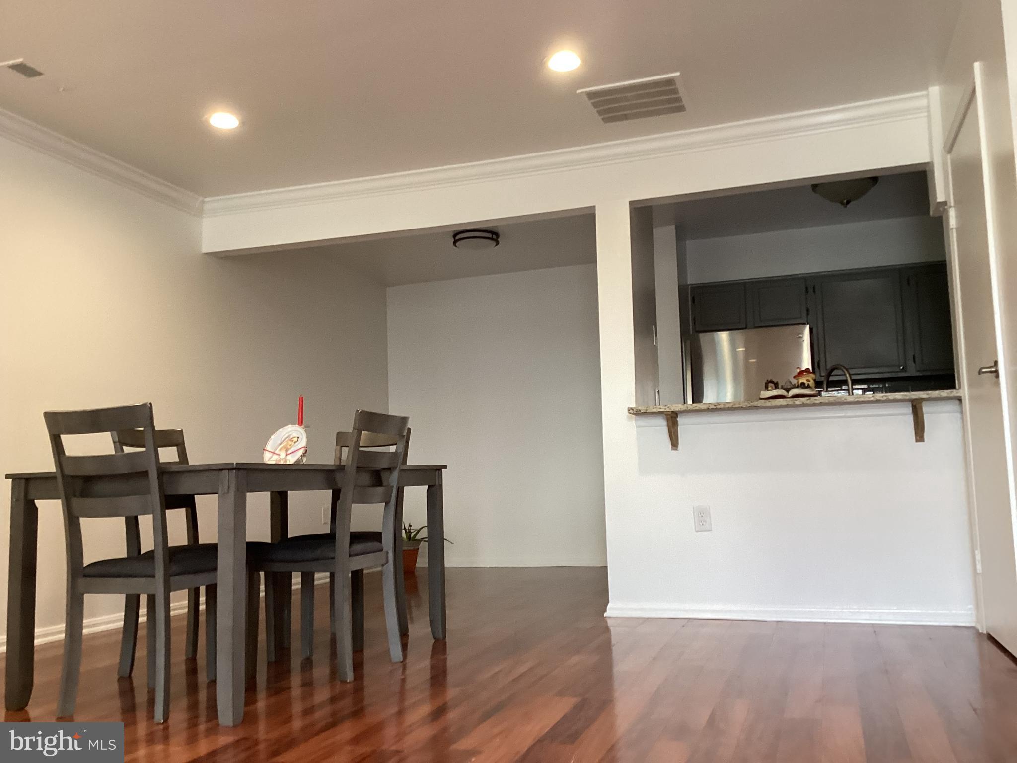 STONINGTON - Residential