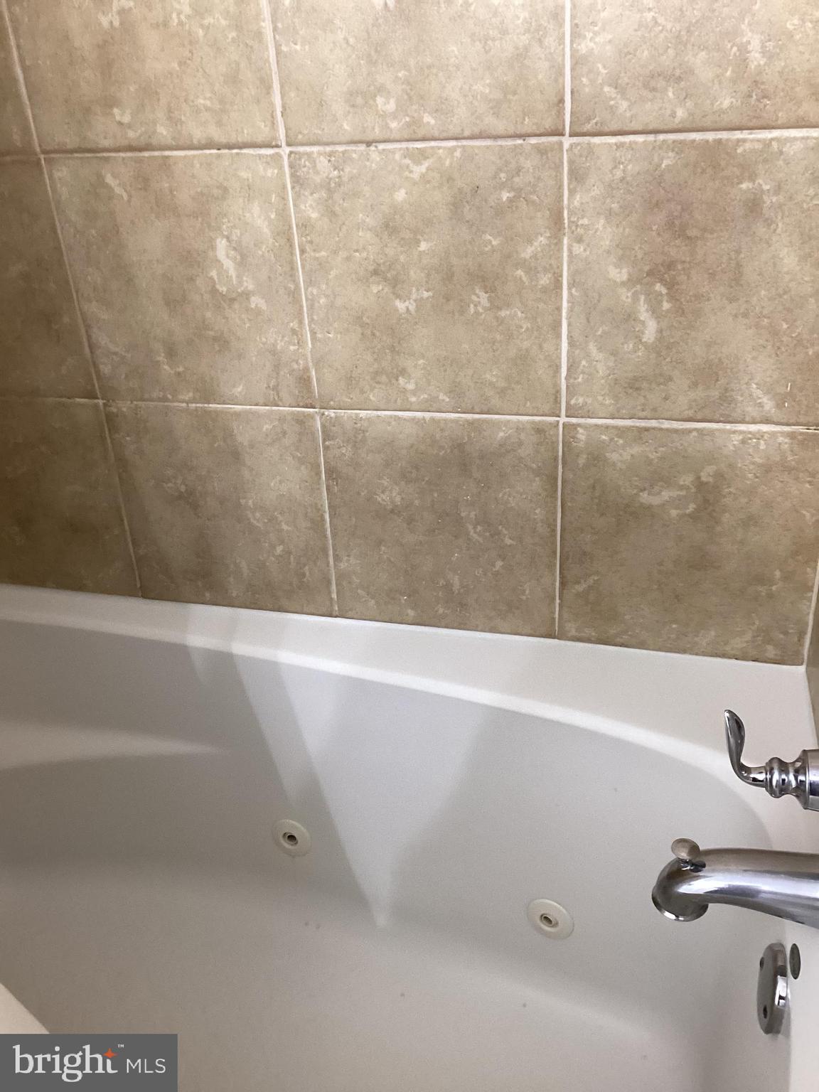 STONINGTON - Residential