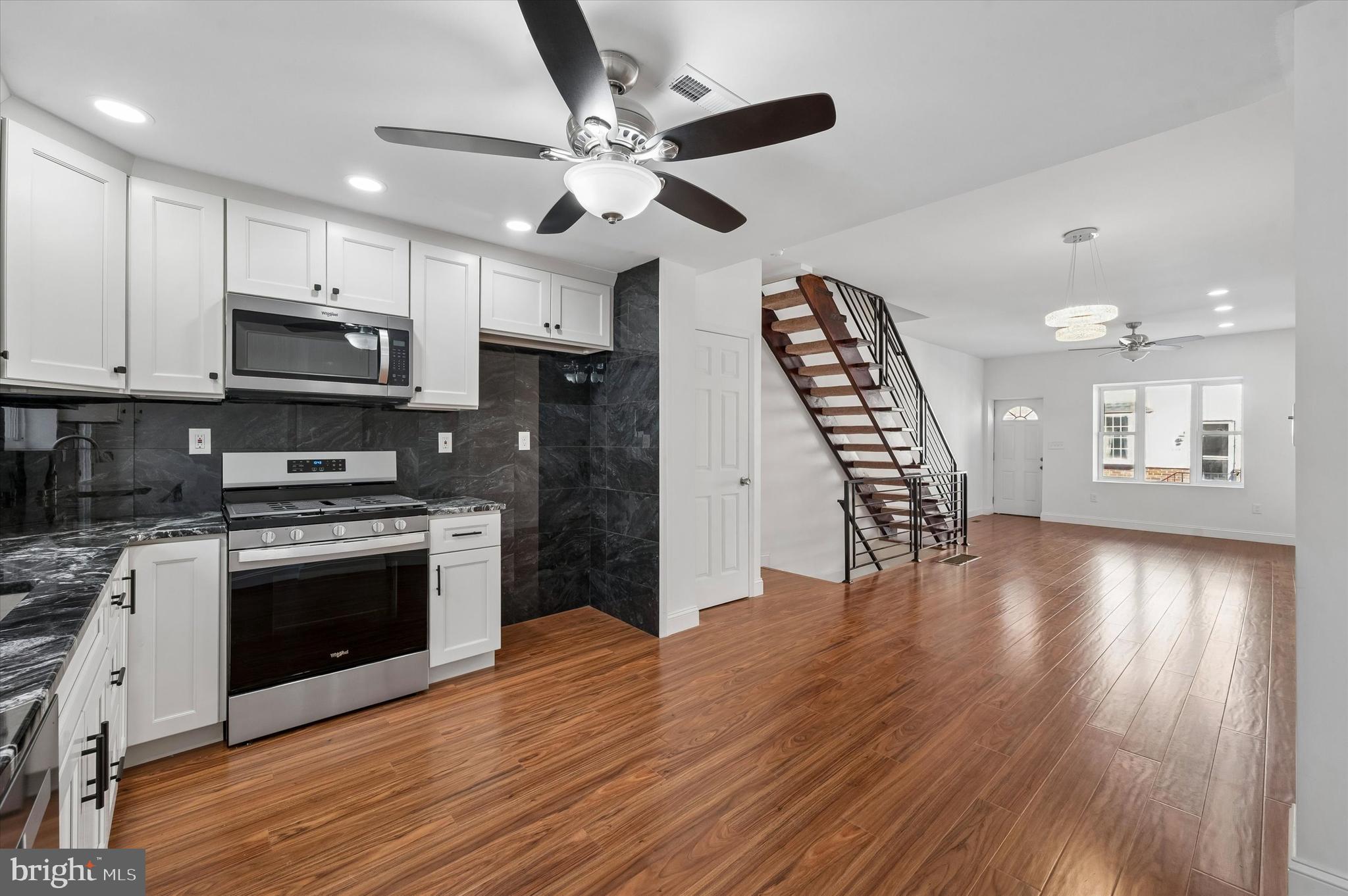 LOWER MOYAMENSING - Residential