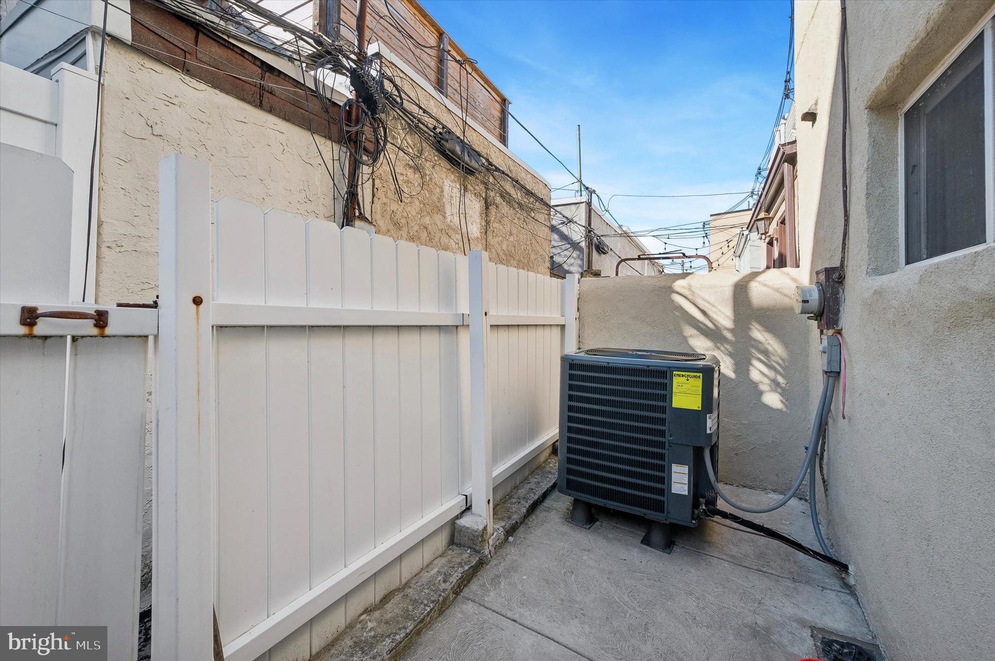 LOWER MOYAMENSING - Residential