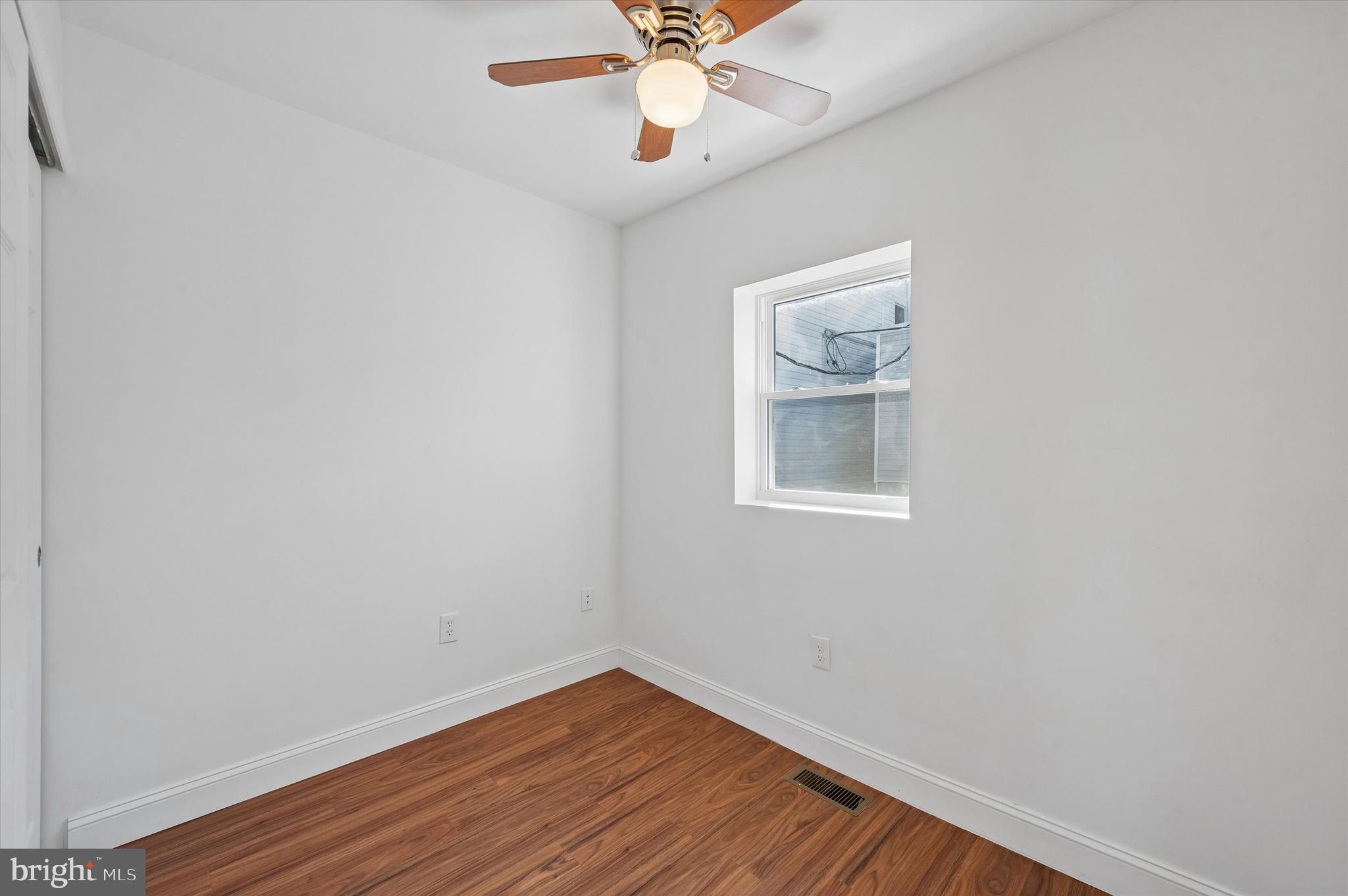 LOWER MOYAMENSING - Residential