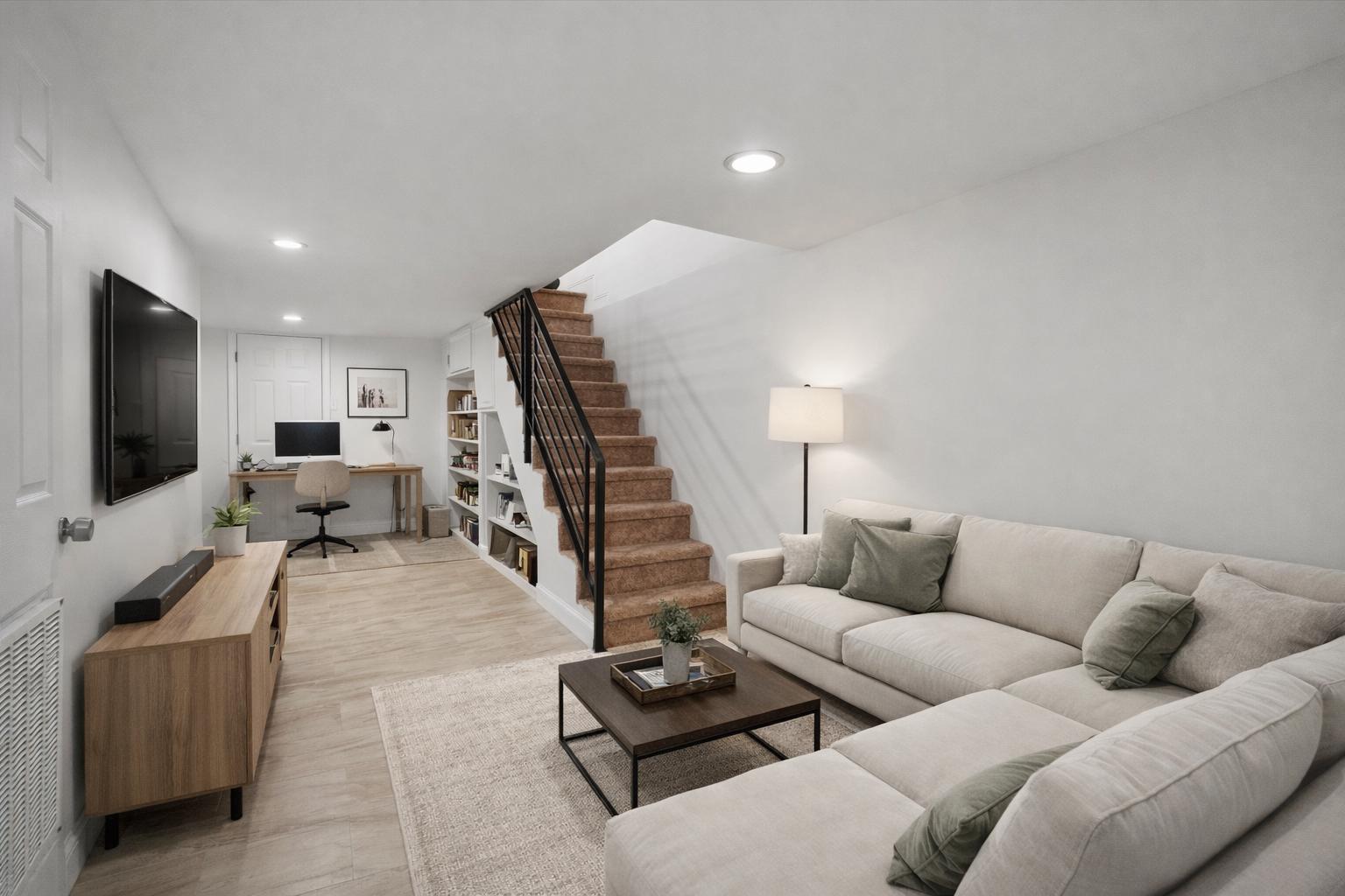 LOWER MOYAMENSING - Residential