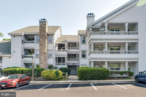 4405 FAIR STONE DRIVE 201 FAIRFAX VA 22033
