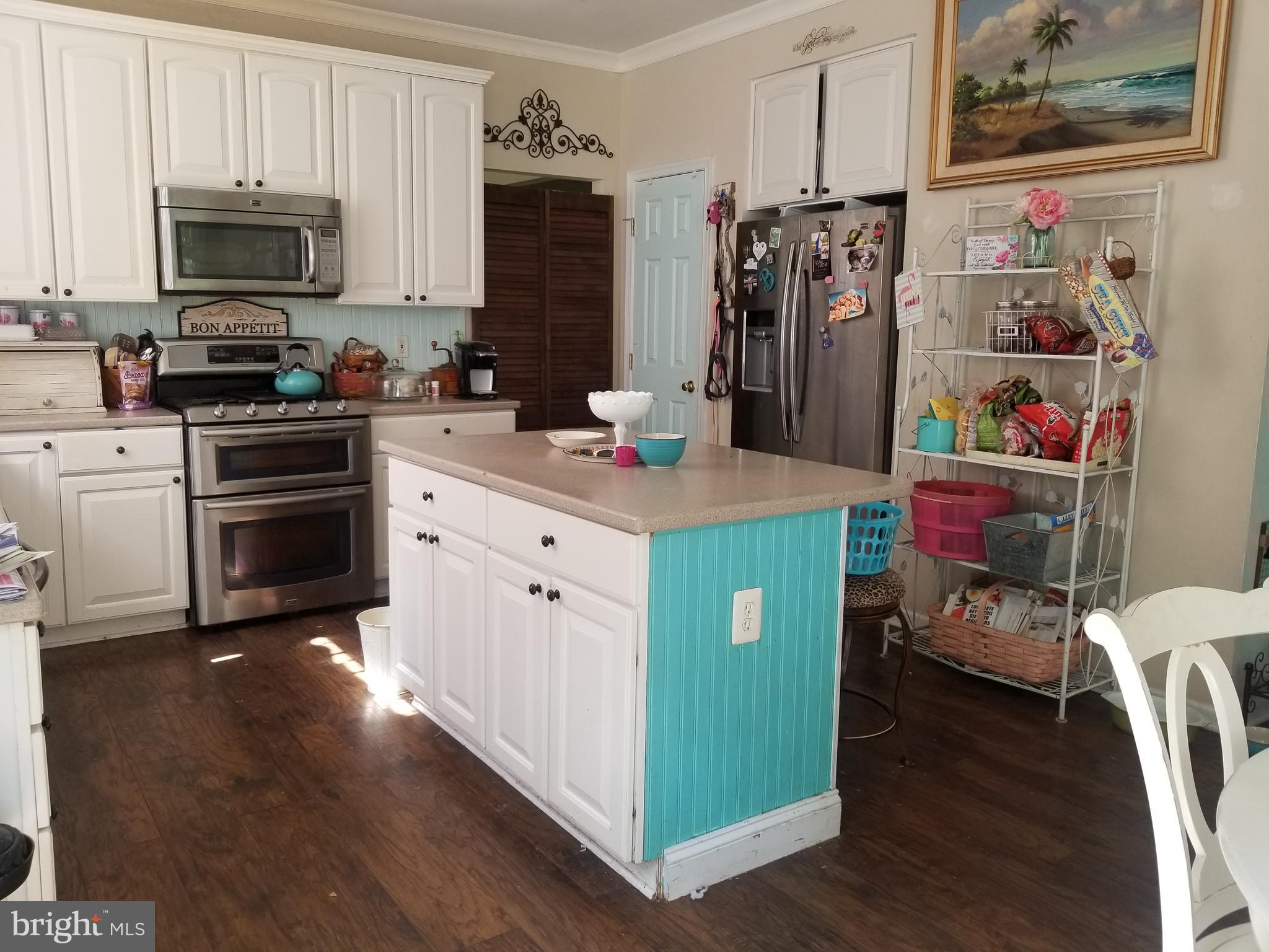 MEADOWBROOK WOODS - Residential