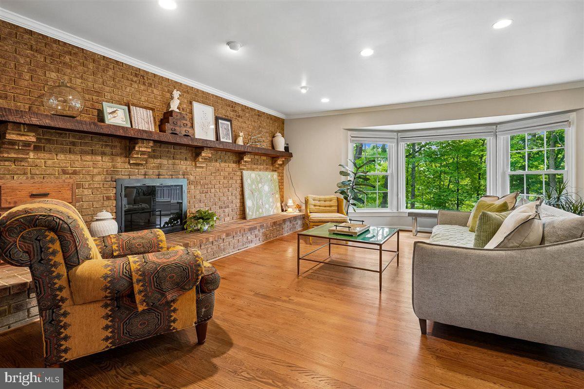 MONTCLAIR - Residential