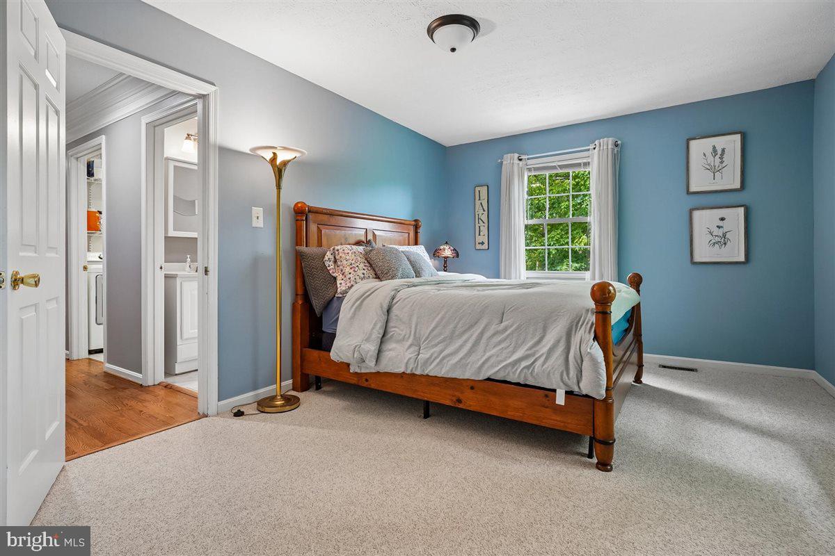 MONTCLAIR - Residential