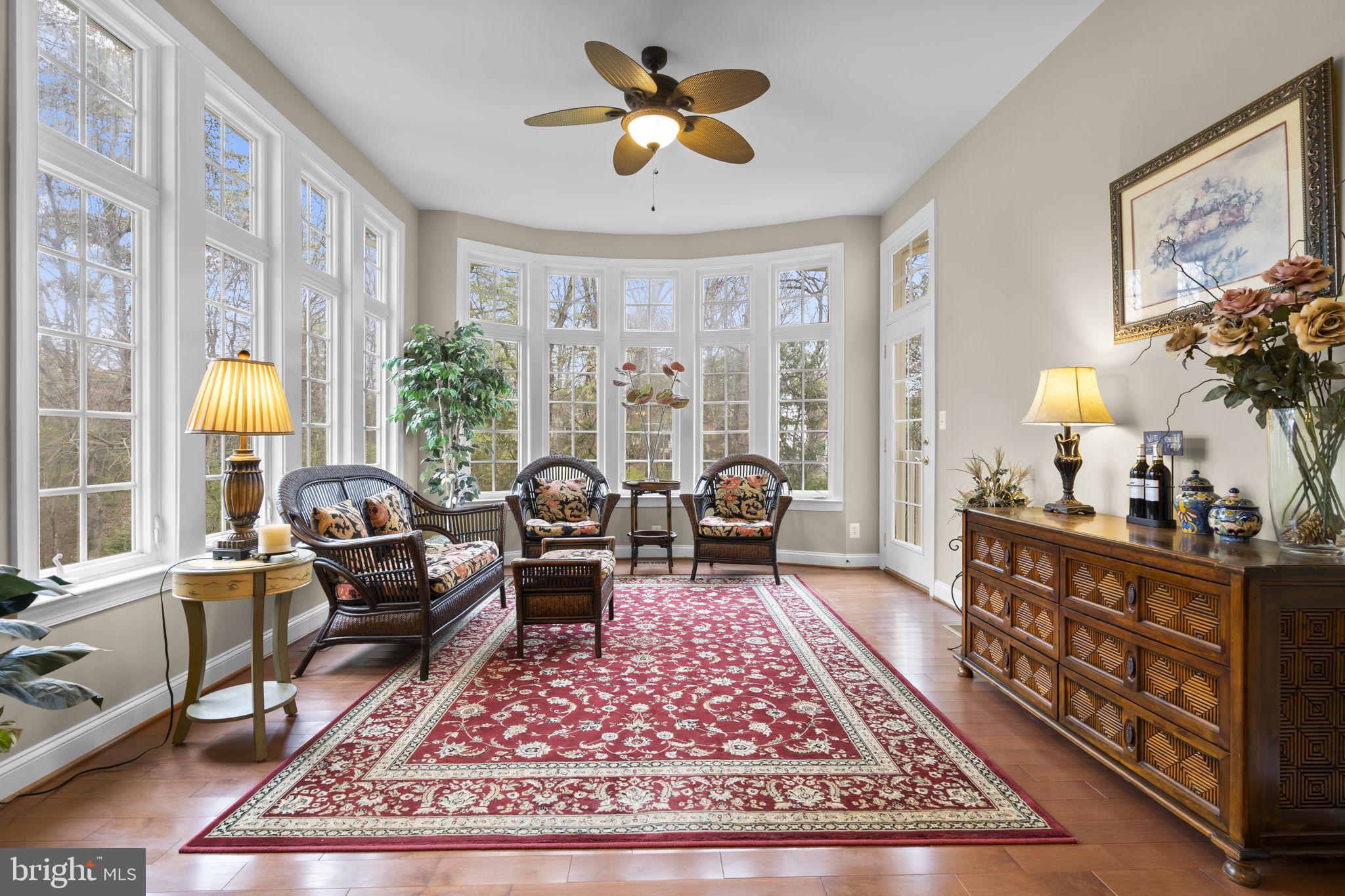 RIVER CREEK - Residential