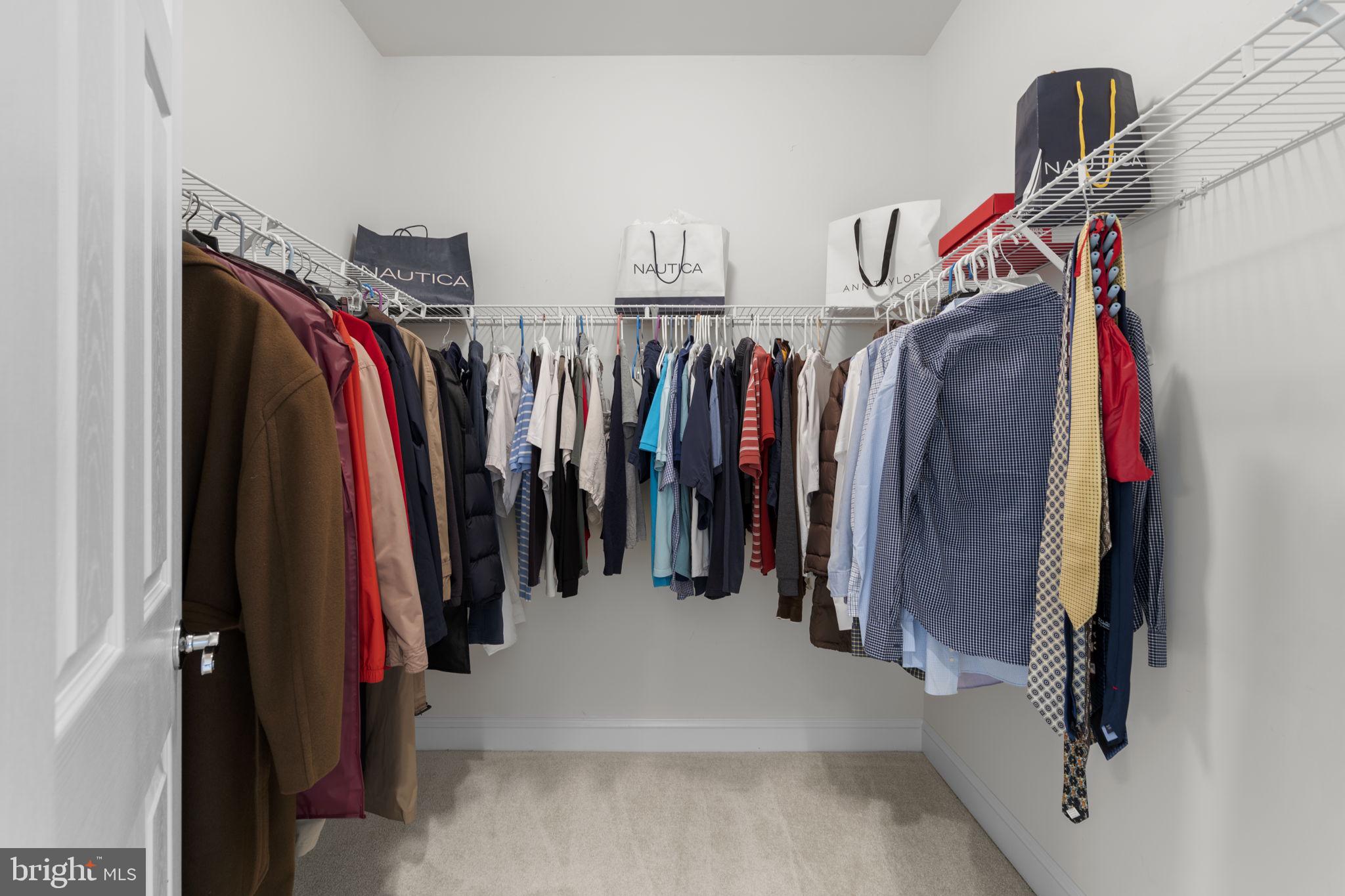 RIVER CREEK - Residential