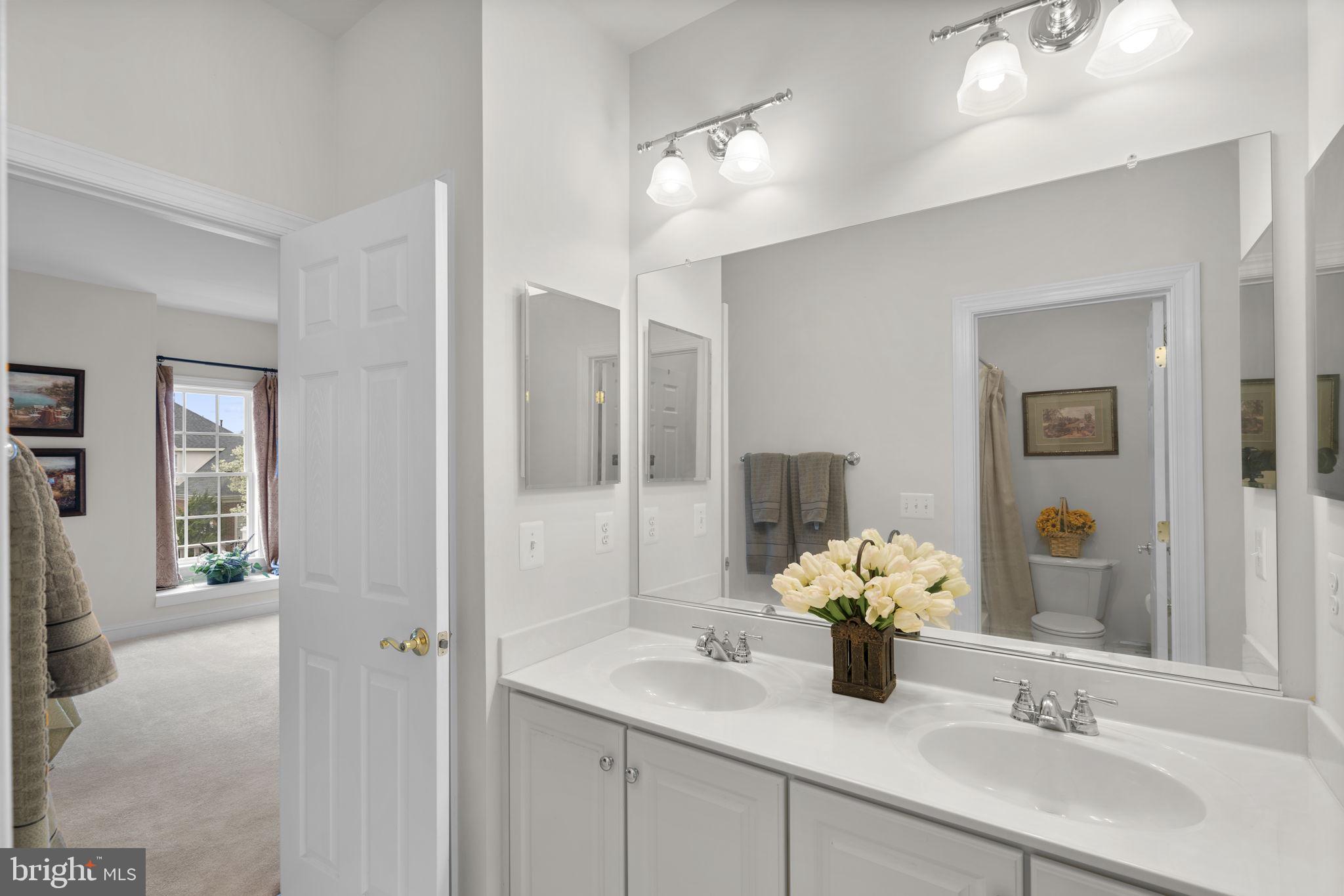 RIVER CREEK - Residential