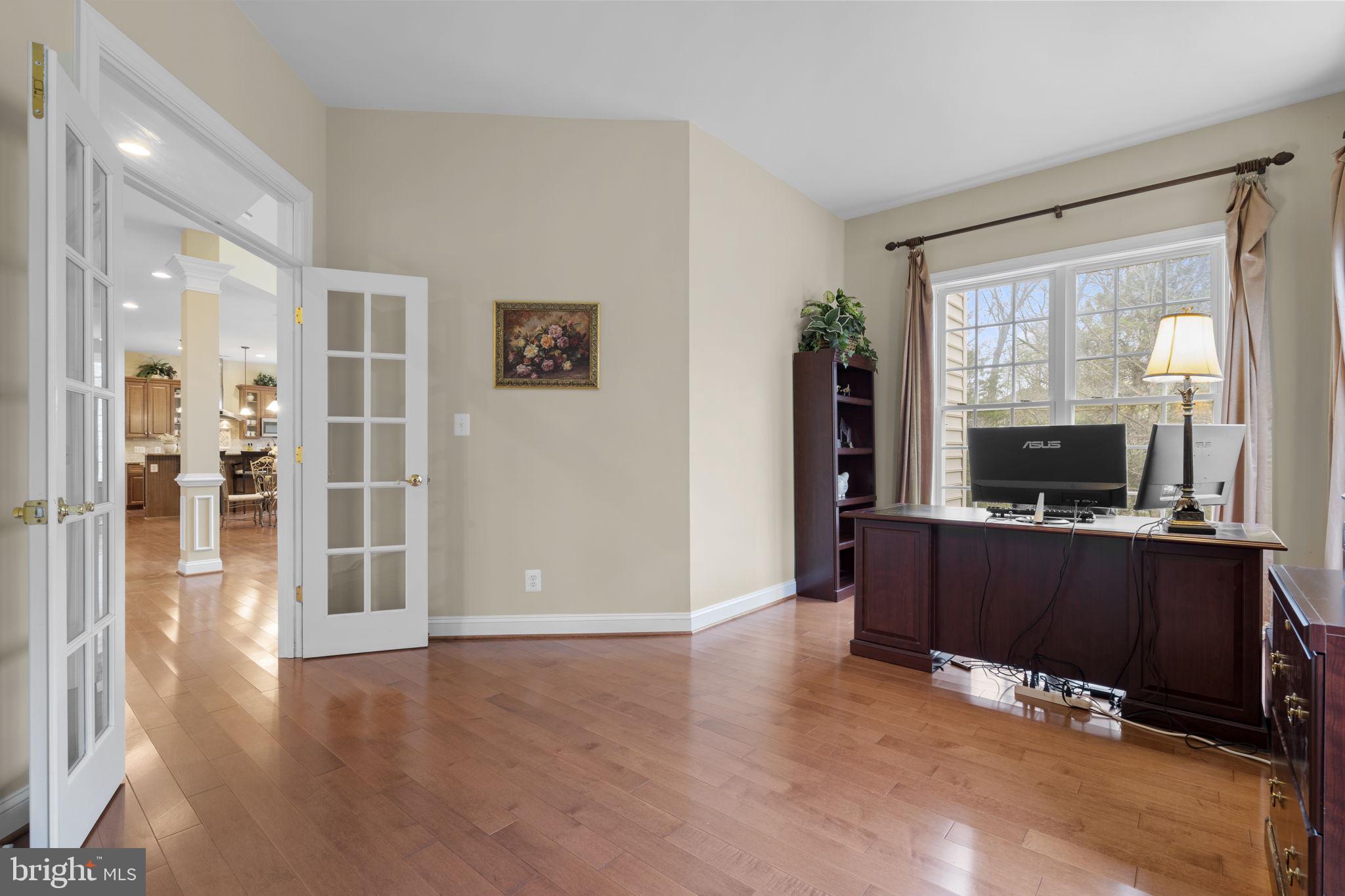 RIVER CREEK - Residential