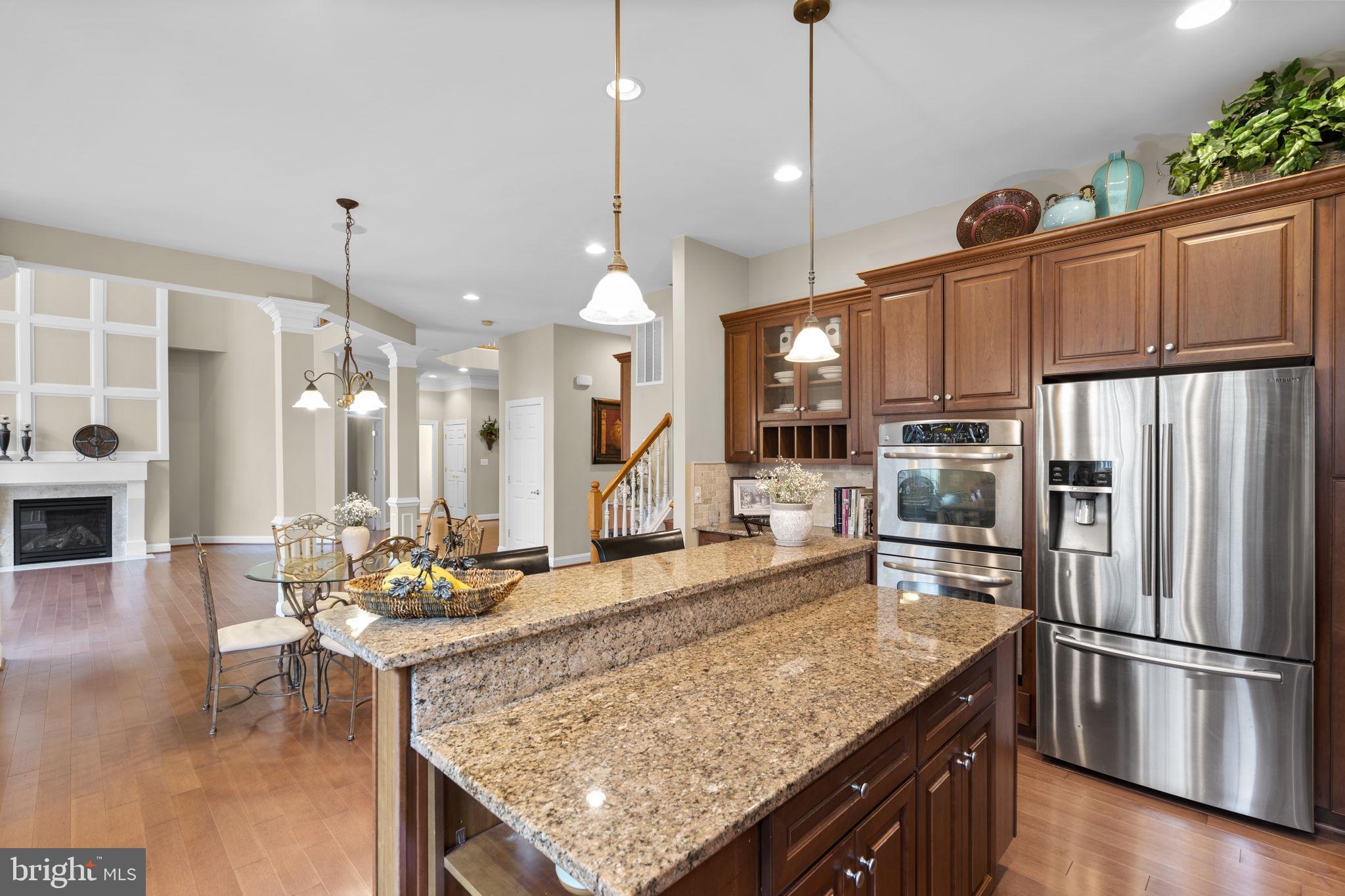 RIVER CREEK - Residential