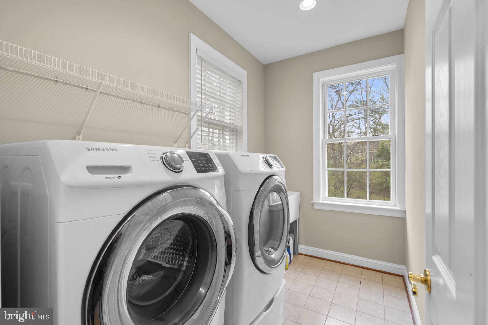 RIVER CREEK - Residential