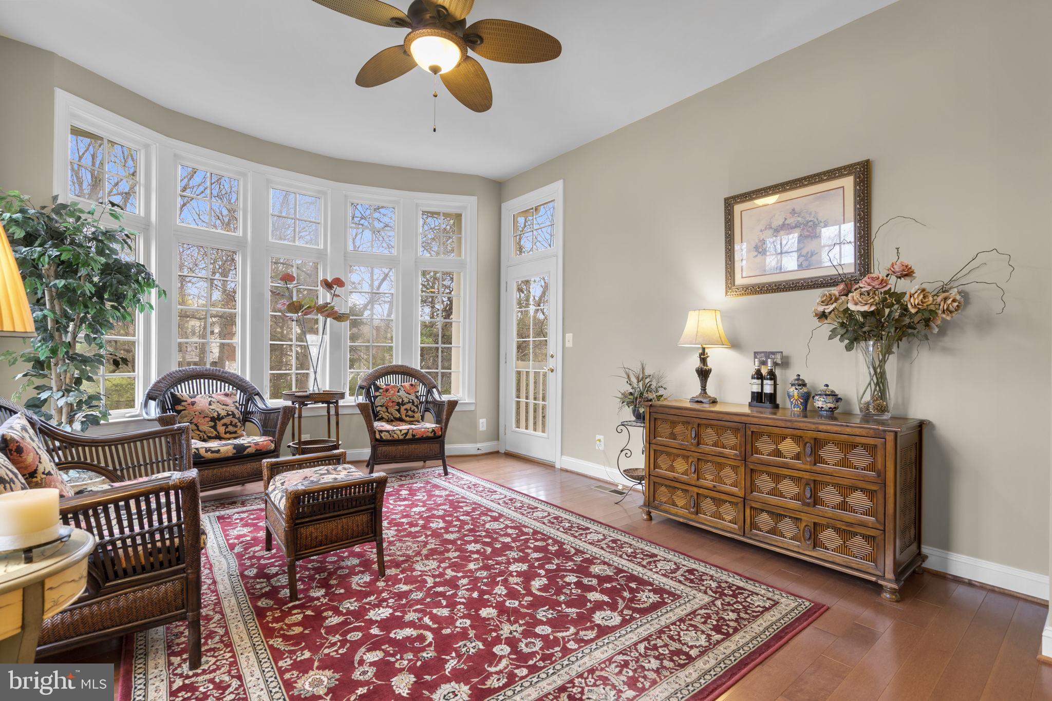 RIVER CREEK - Residential