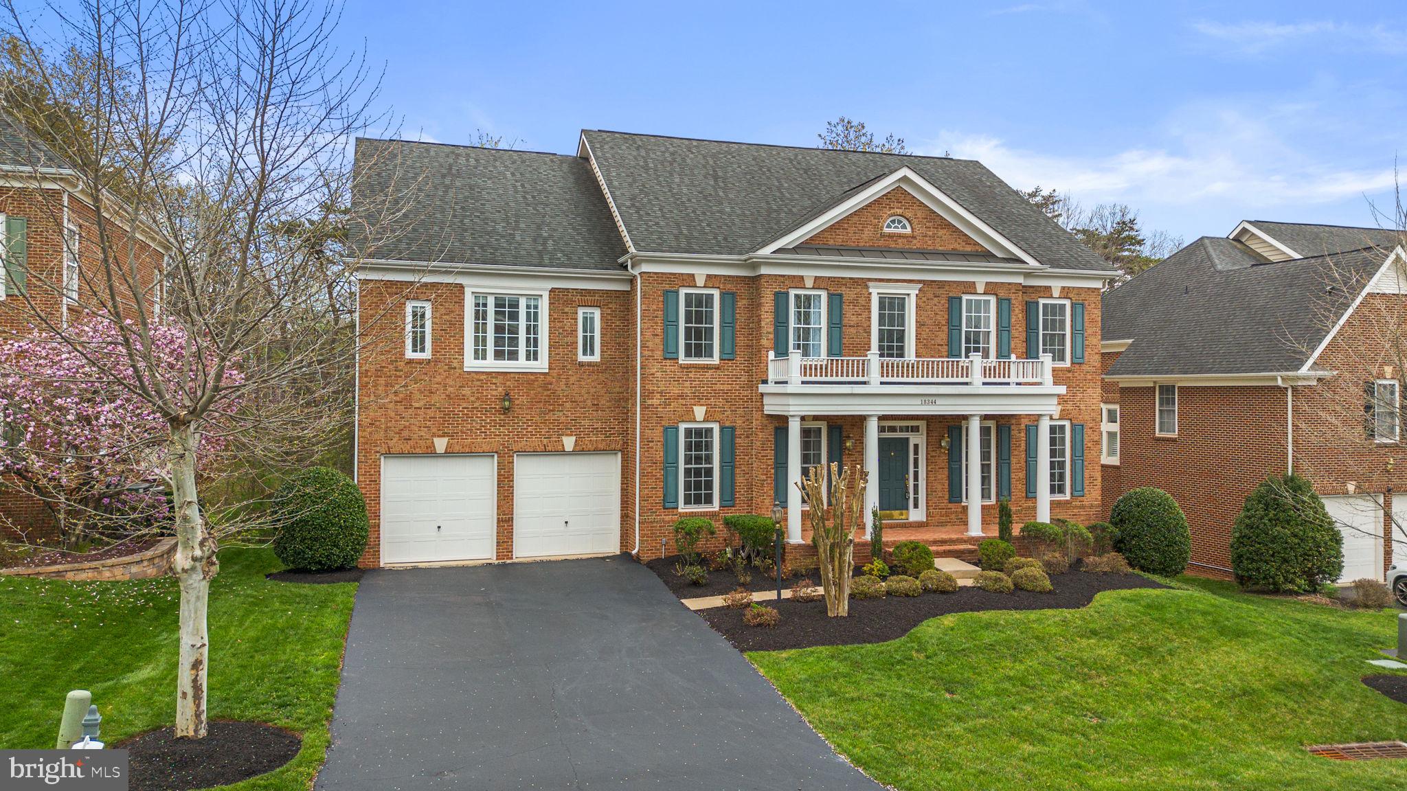 RIVER CREEK - Residential