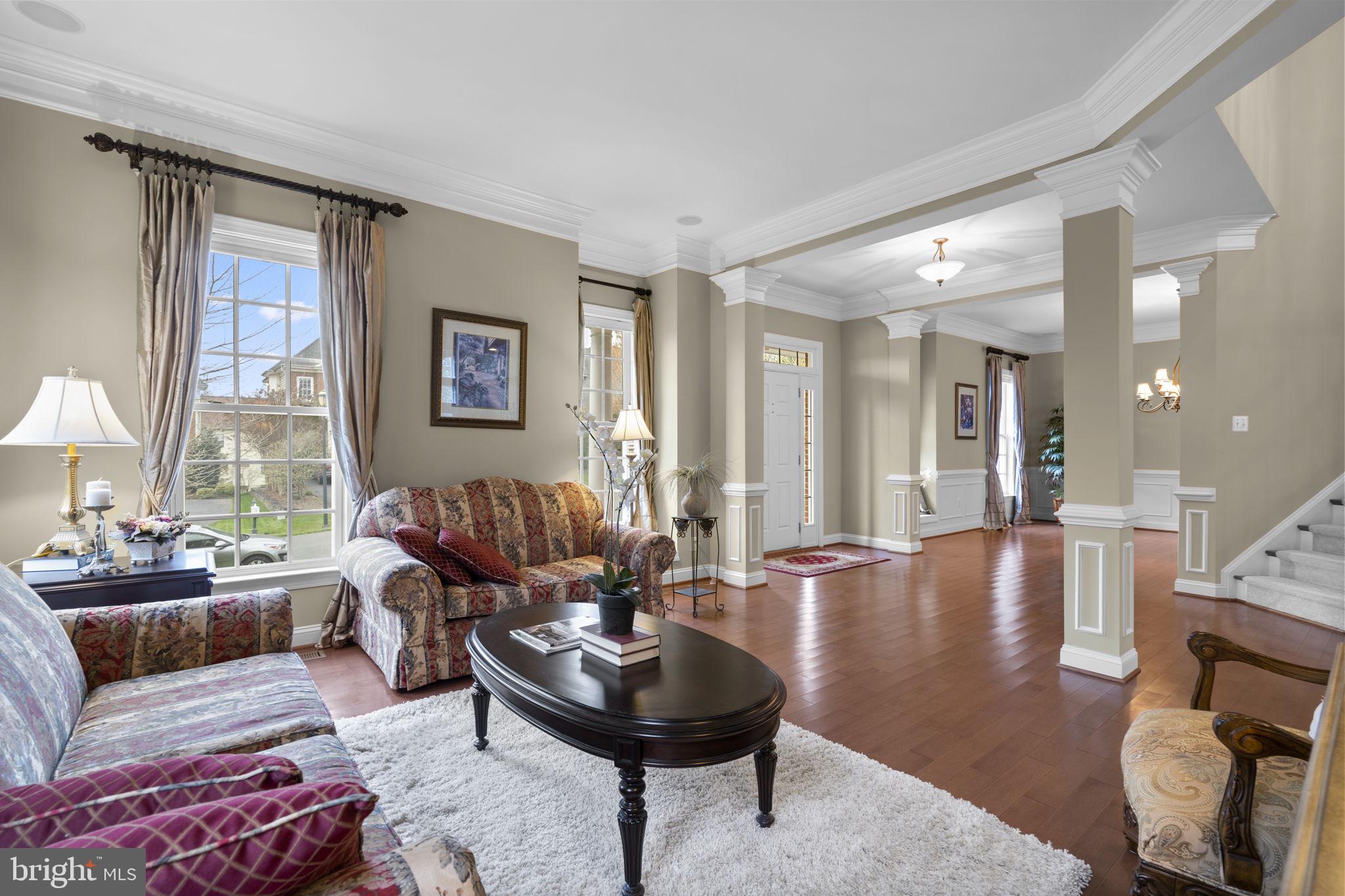 RIVER CREEK - Residential