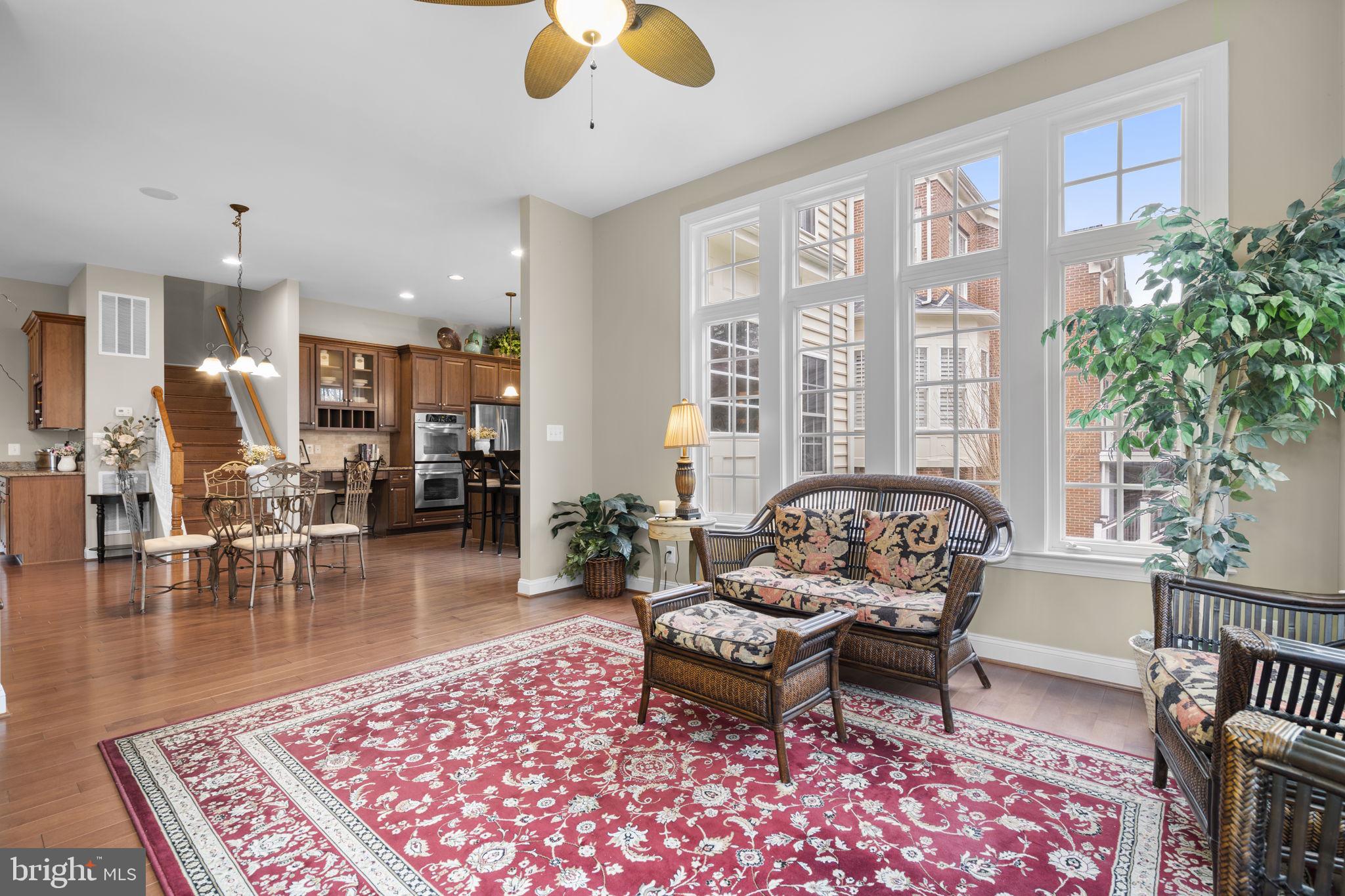 RIVER CREEK - Residential