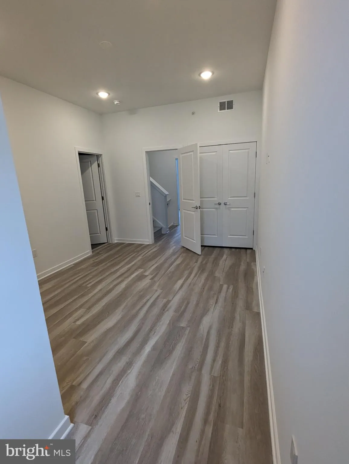 Philadelphia, Pennsylvania 19130, United States, 2 Bedrooms Bedrooms, ,2 BathroomsBathrooms,Residential,Pending,28692