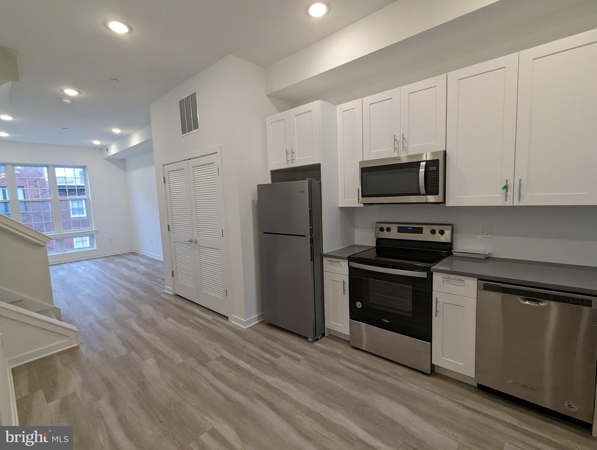 FRANCISVILLE - Residential Lease