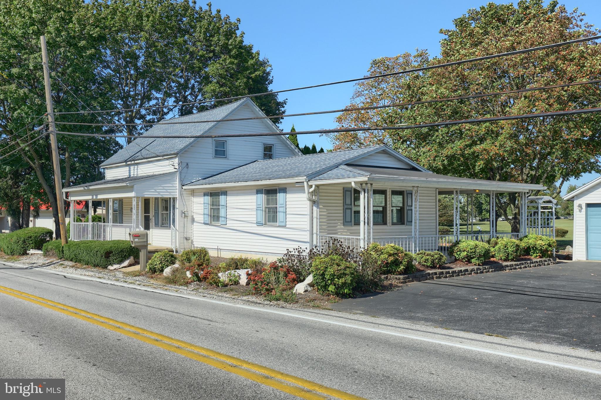 868 GREENBRIAR ROAD