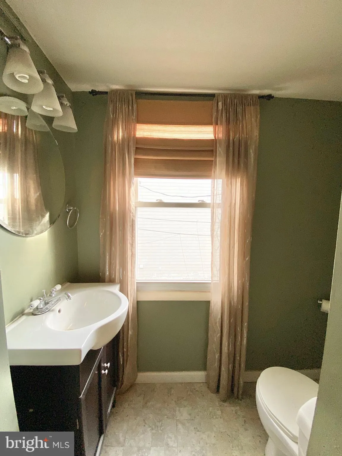 Baltimore, Maryland 21230, United States, 2 Bedrooms Bedrooms, ,2 BathroomsBathrooms,Residential,Pending,82626