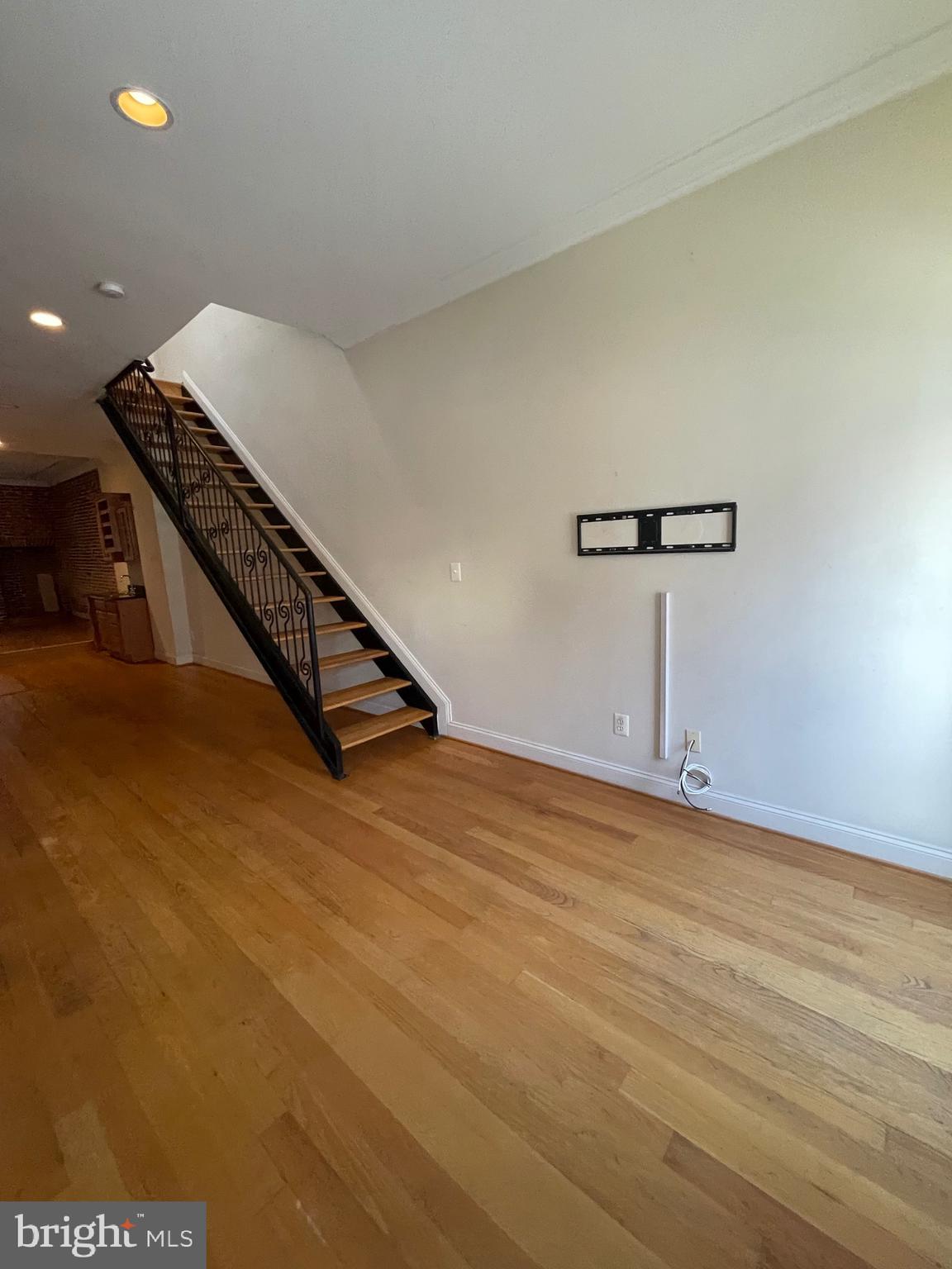 FEDERAL HILL HISTORIC DISTRICT - Residential Lease