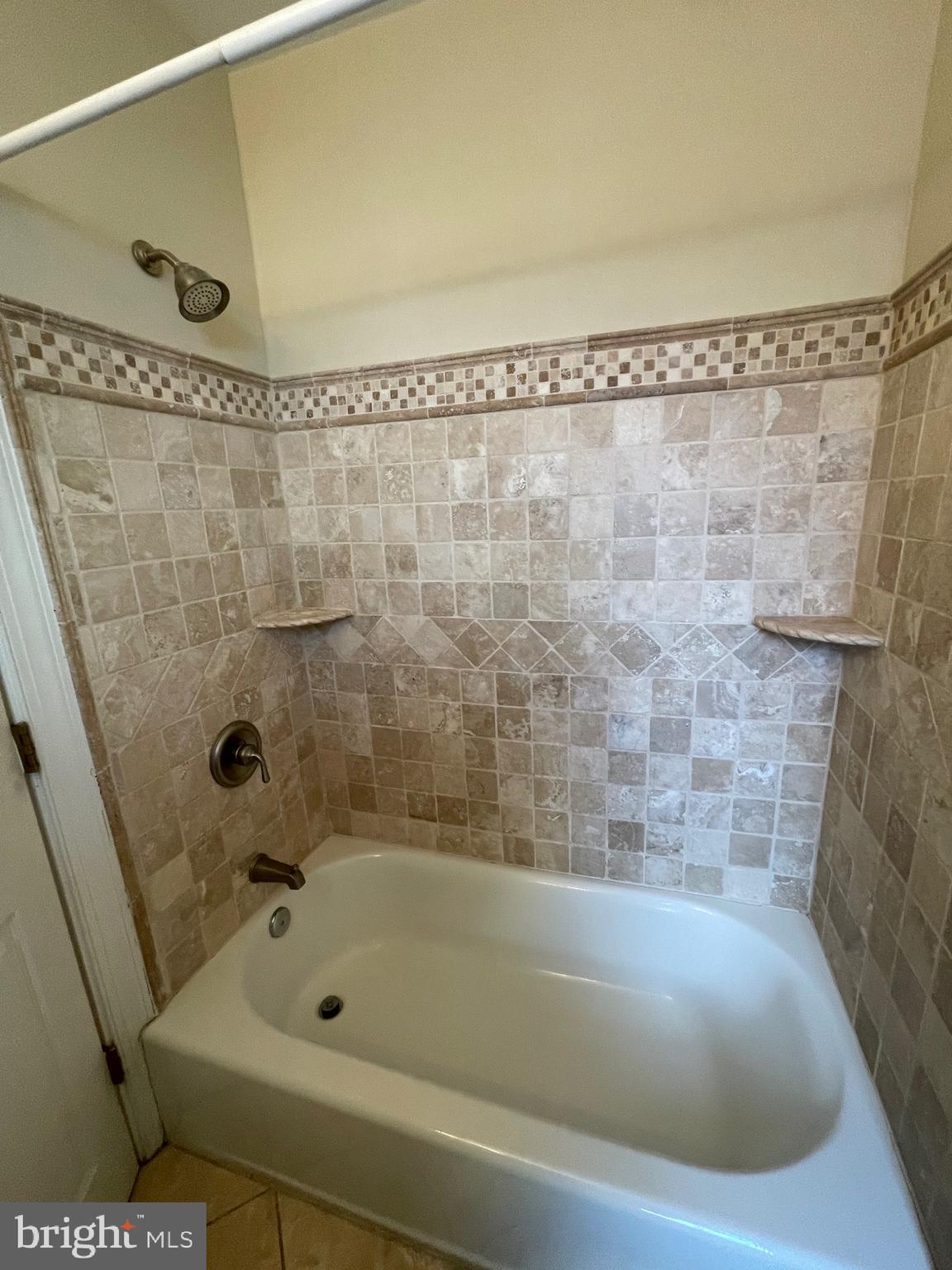 FEDERAL HILL HISTORIC DISTRICT - Residential Lease