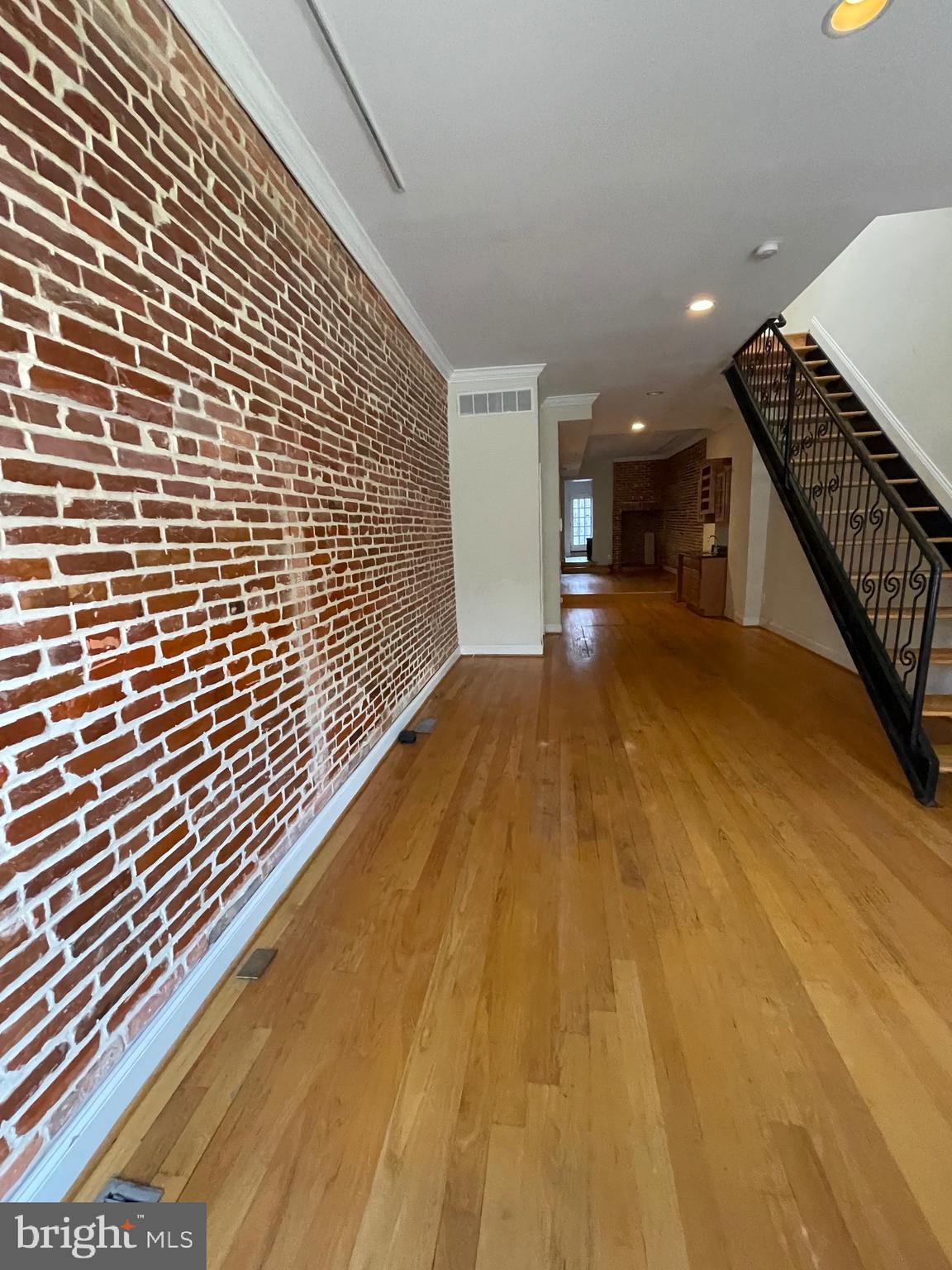 FEDERAL HILL HISTORIC DISTRICT - Residential Lease