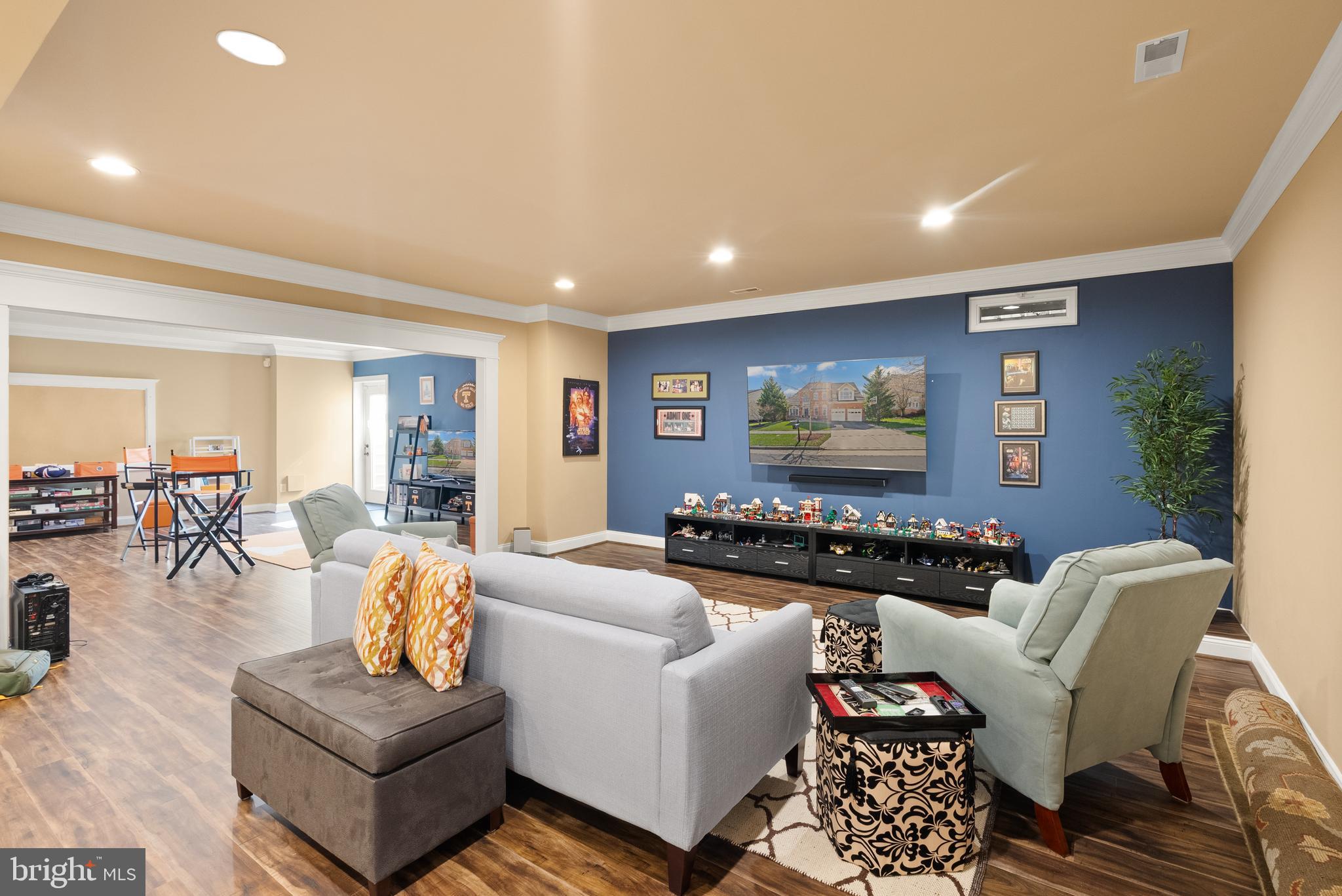 LANSDOWNE ON THE POTOMAC - Residential