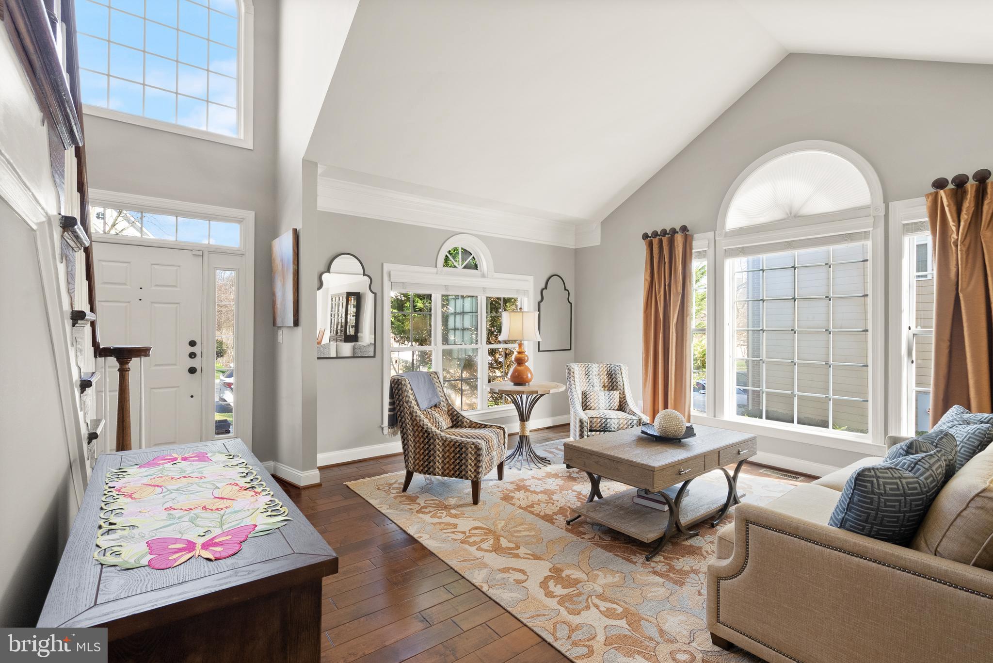 LANSDOWNE ON THE POTOMAC - Residential