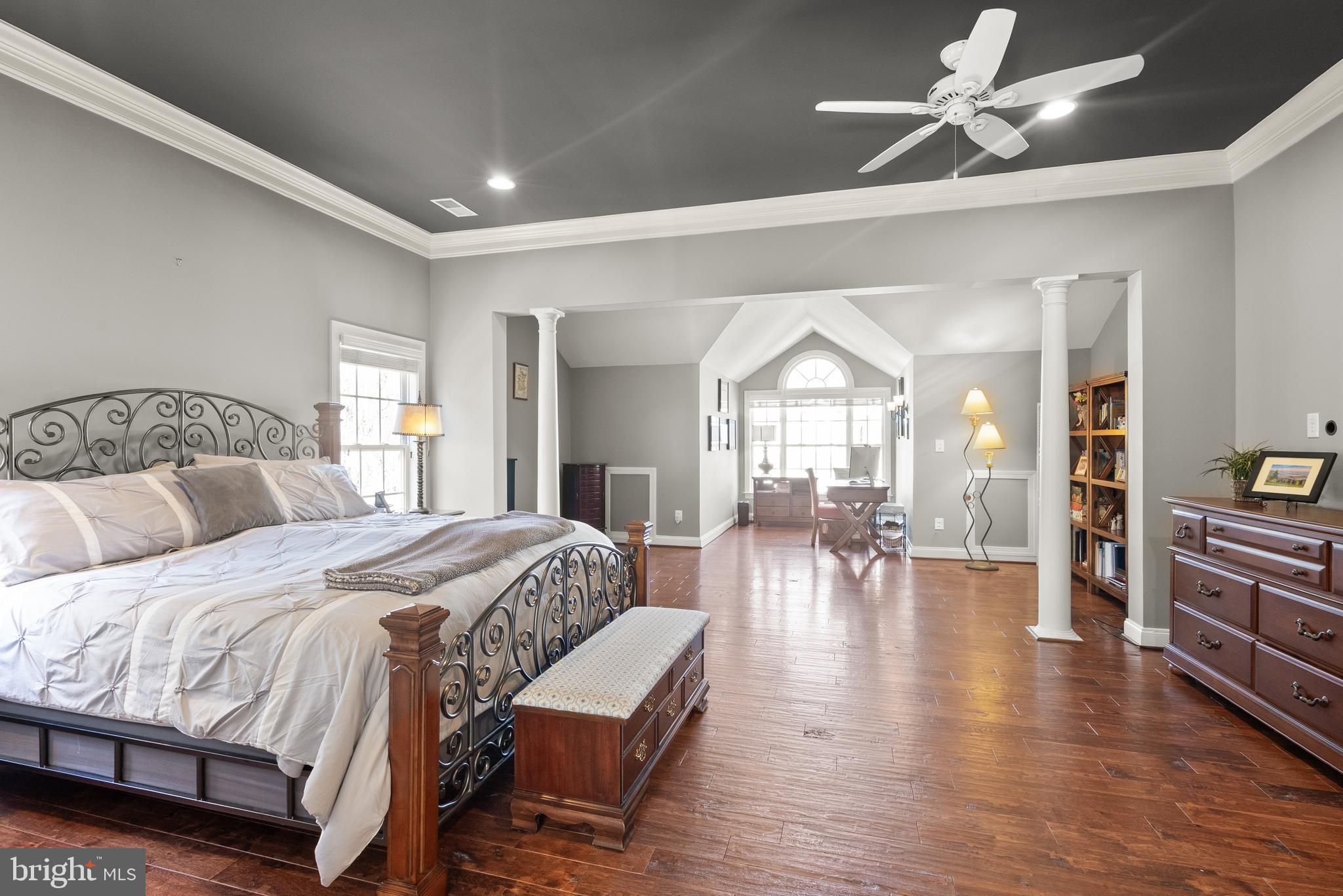 LANSDOWNE ON THE POTOMAC - Residential