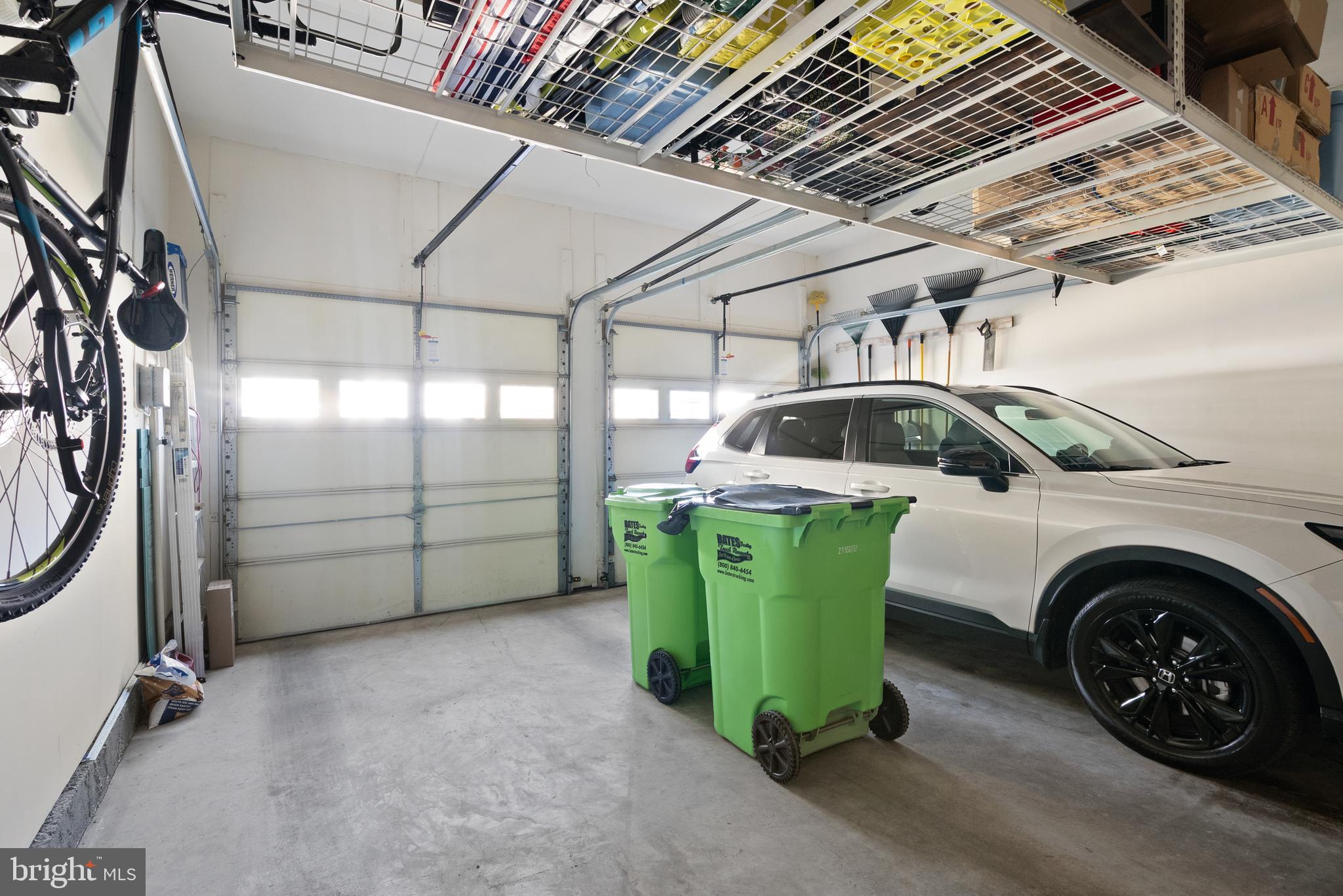 LANSDOWNE ON THE POTOMAC - Residential