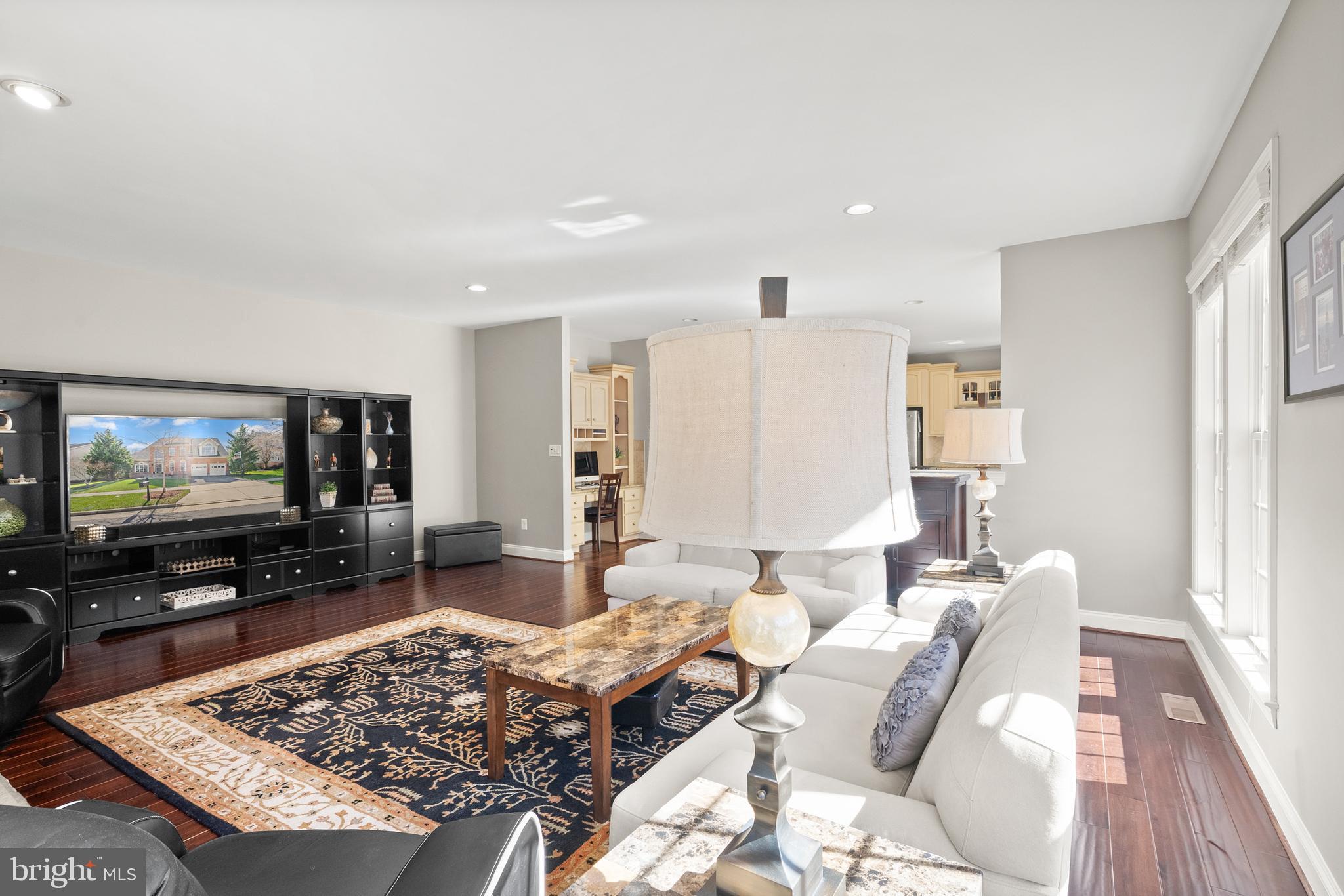 LANSDOWNE ON THE POTOMAC - Residential