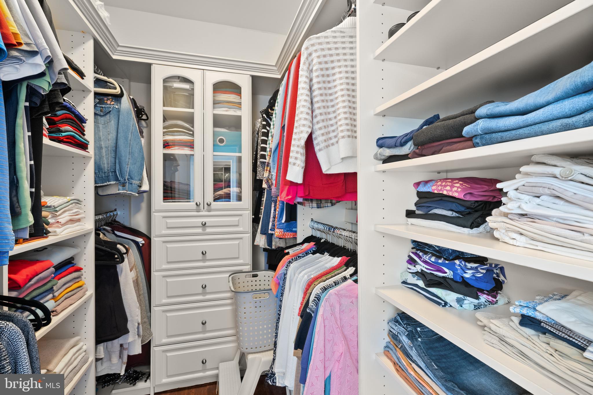 LANSDOWNE ON THE POTOMAC - Residential