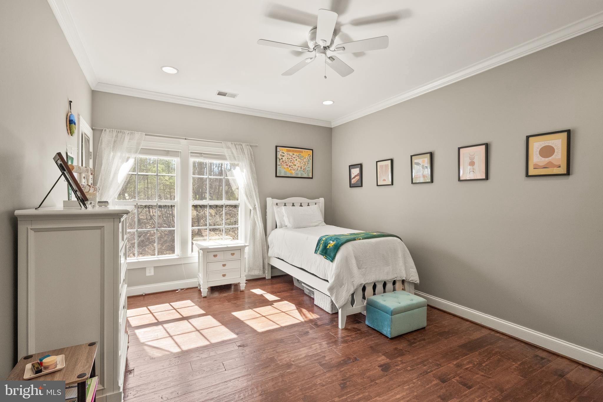 LANSDOWNE ON THE POTOMAC - Residential