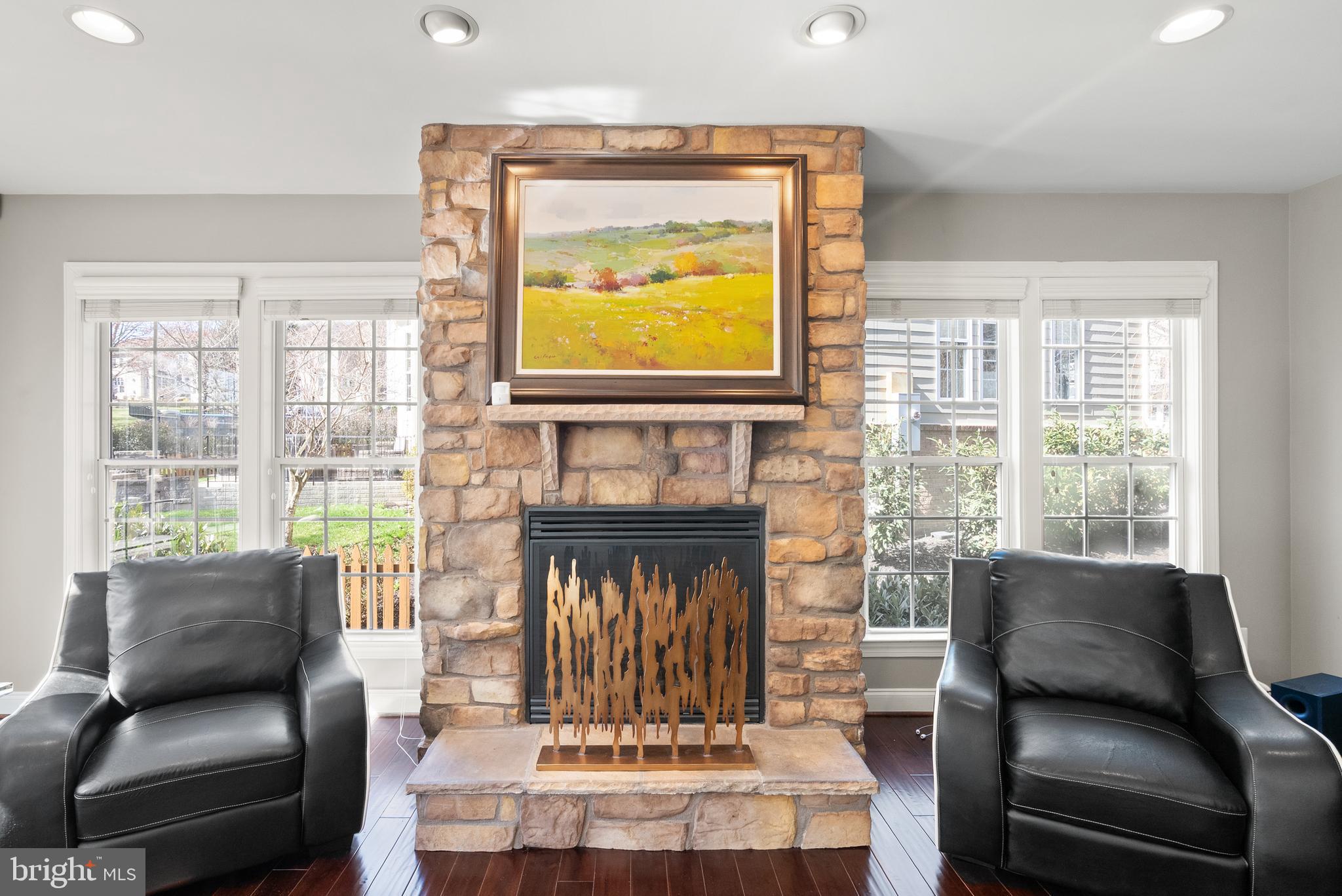 LANSDOWNE ON THE POTOMAC - Residential