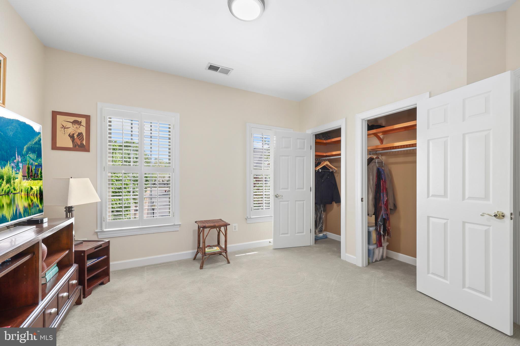 FARRCROFT - Residential