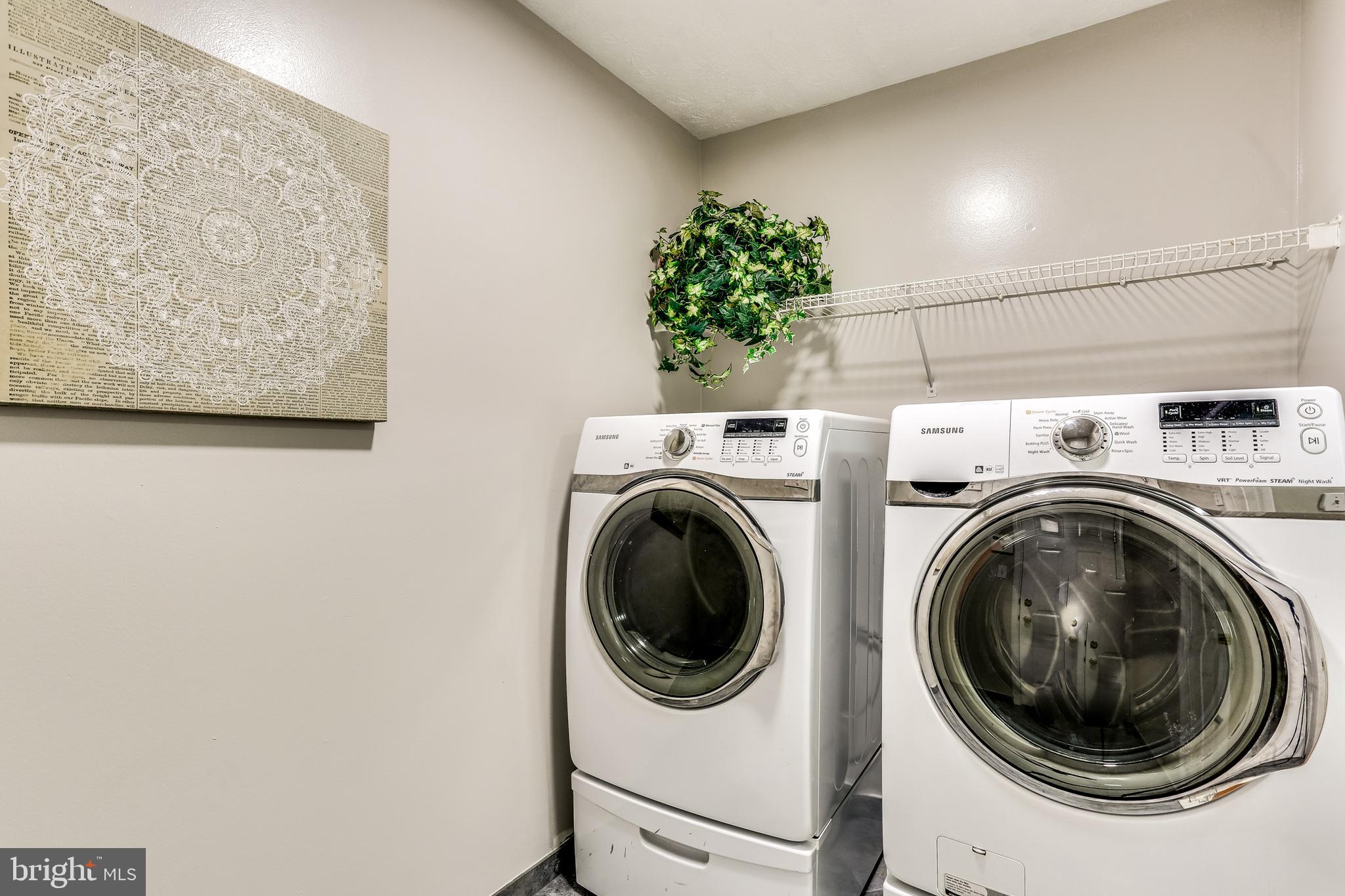 VILLAGE OF RIVER HILL - Residential