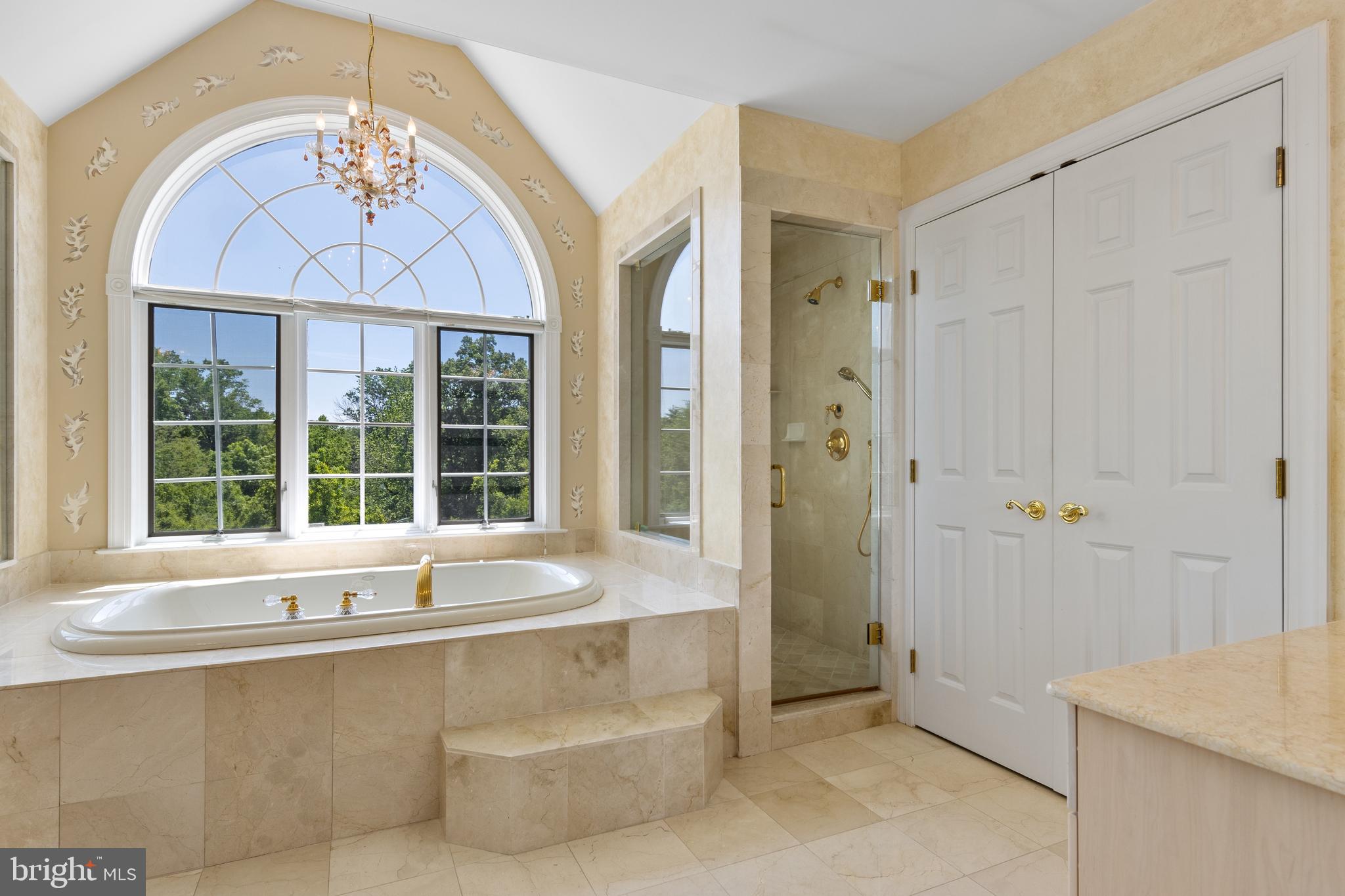 SUGARPOINTE - Residential