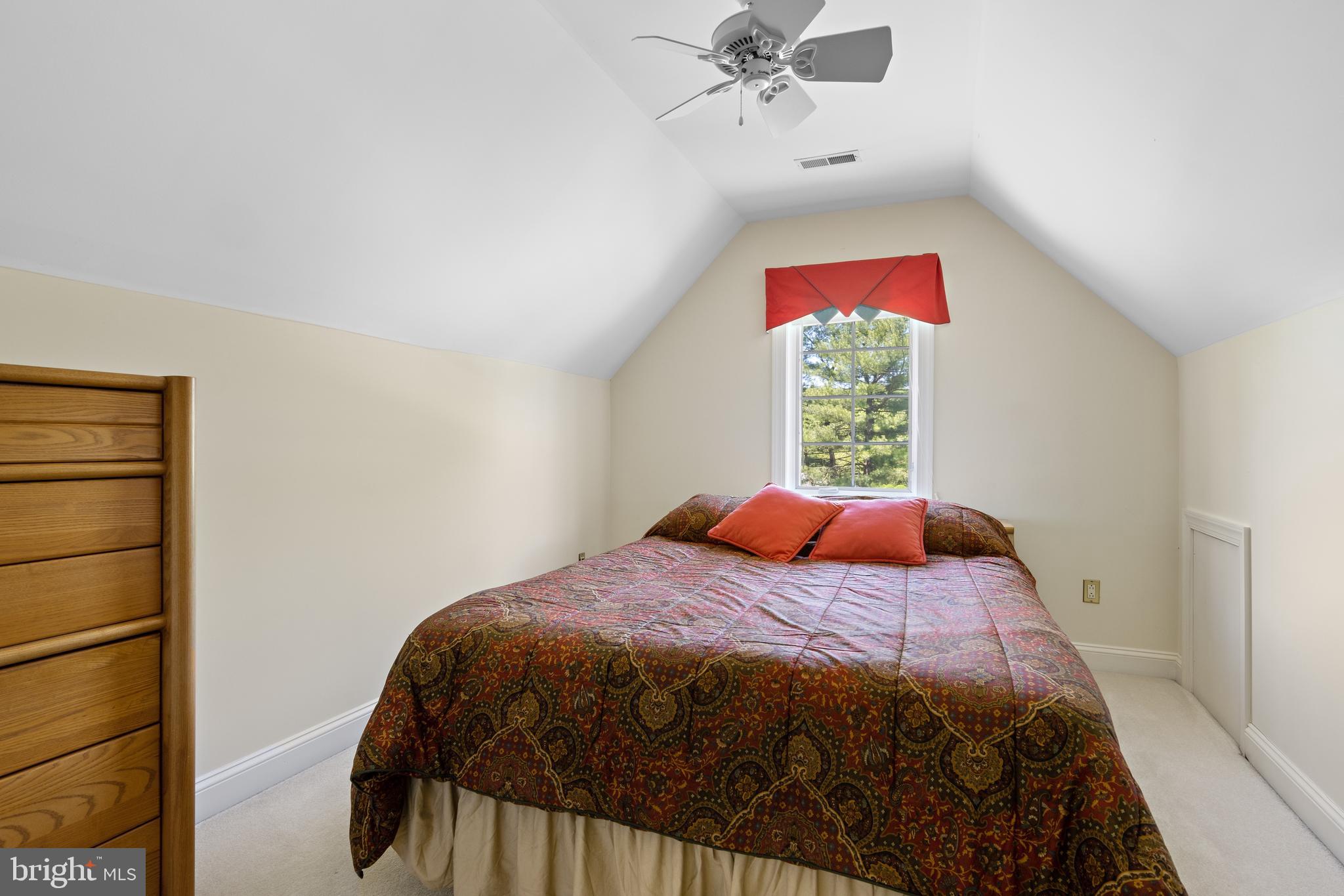 SUGARPOINTE - Residential