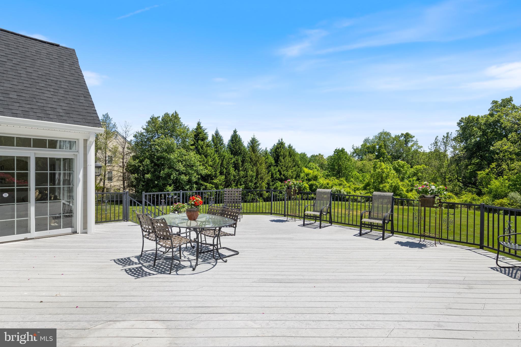 SUGARPOINTE - Residential