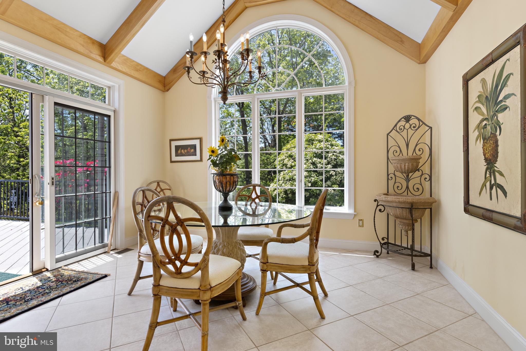 SUGARPOINTE - Residential