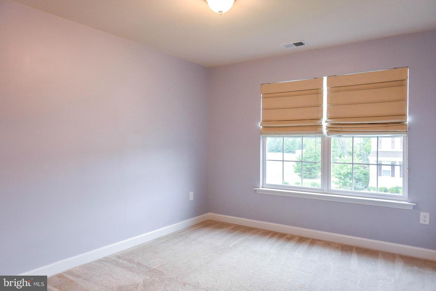 GREENBRIER - Residential Lease