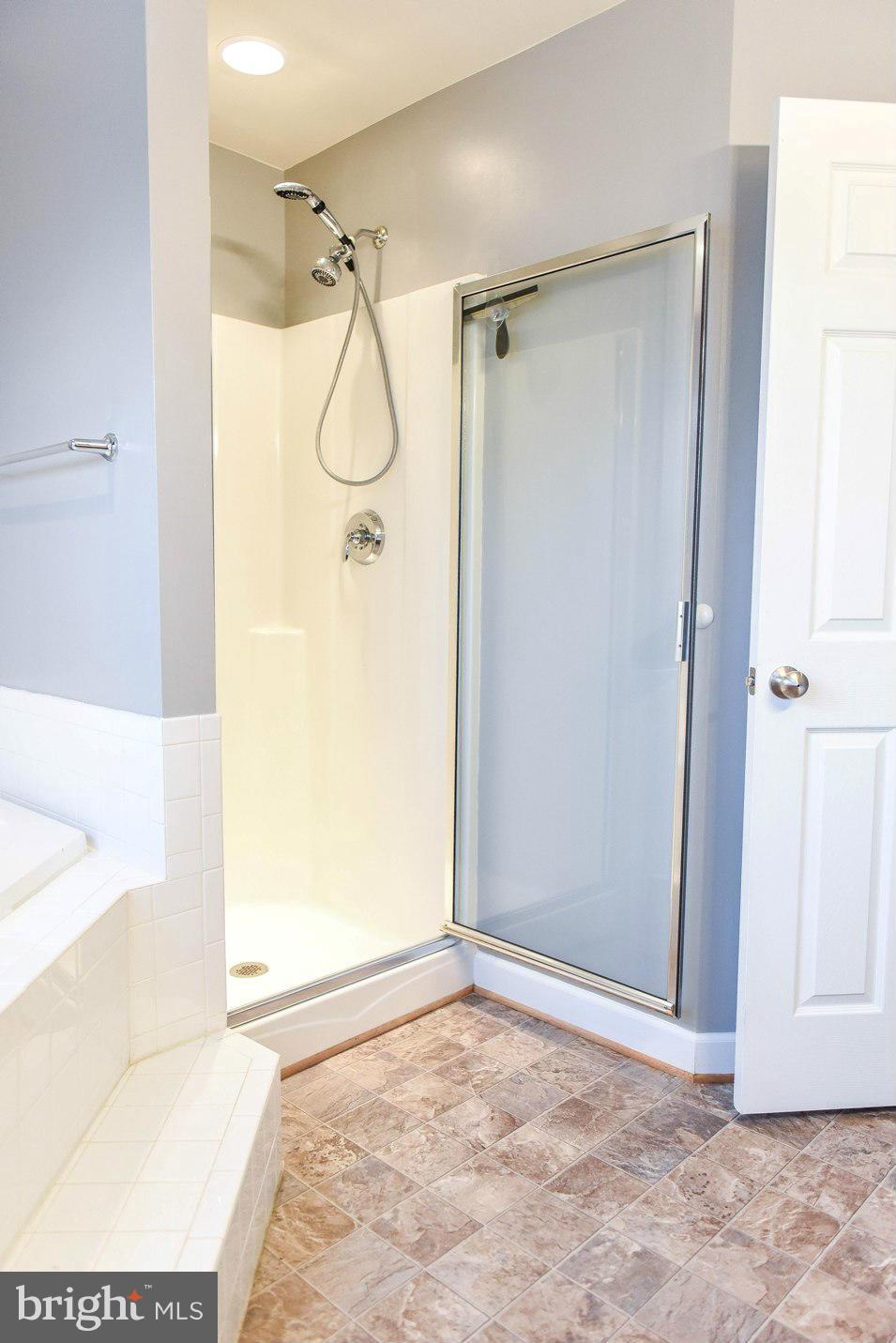 GREENBRIER - Residential Lease