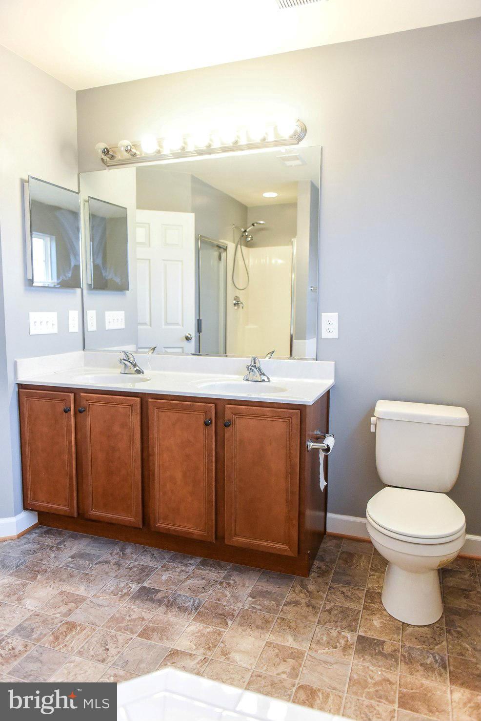 GREENBRIER - Residential Lease